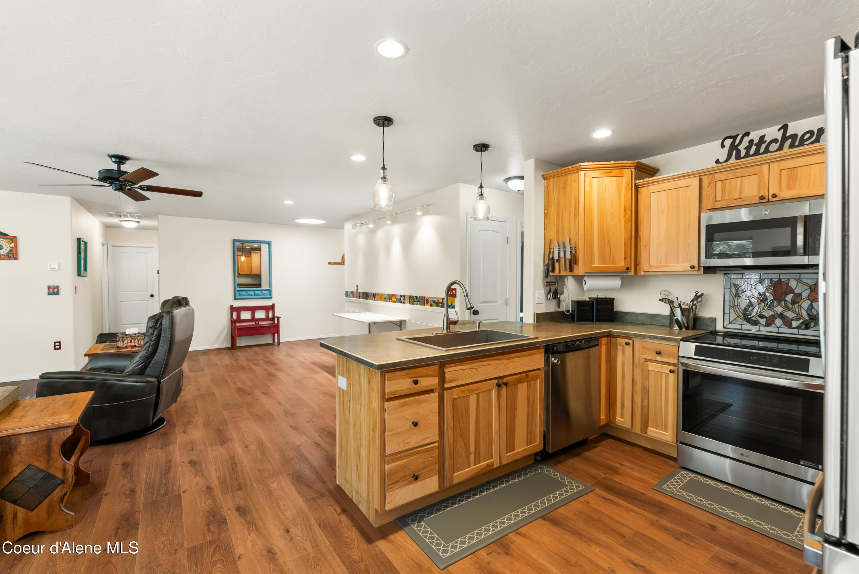 1105 Honeysuckle Ave