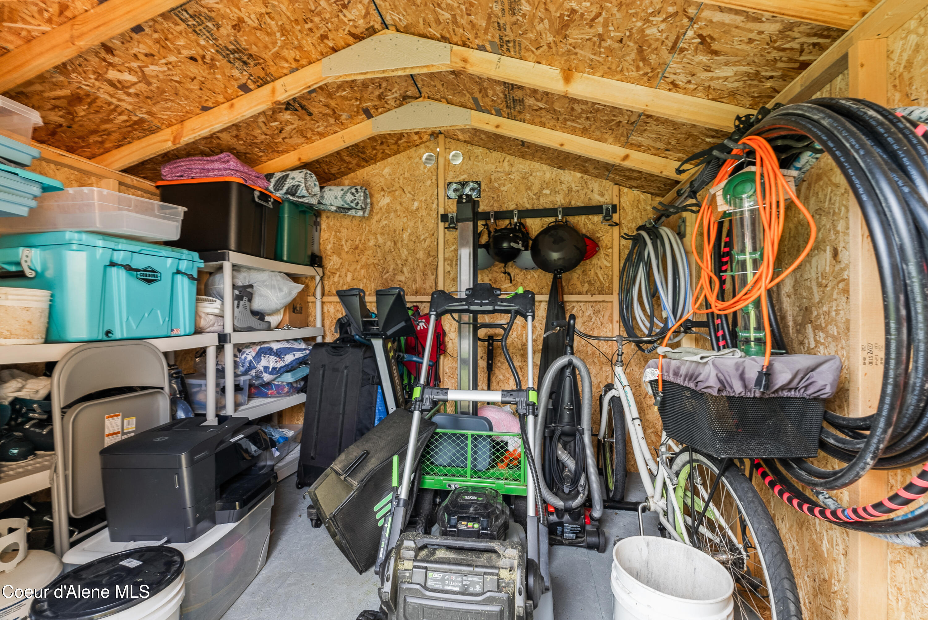 1105 Honeysuckle Ave