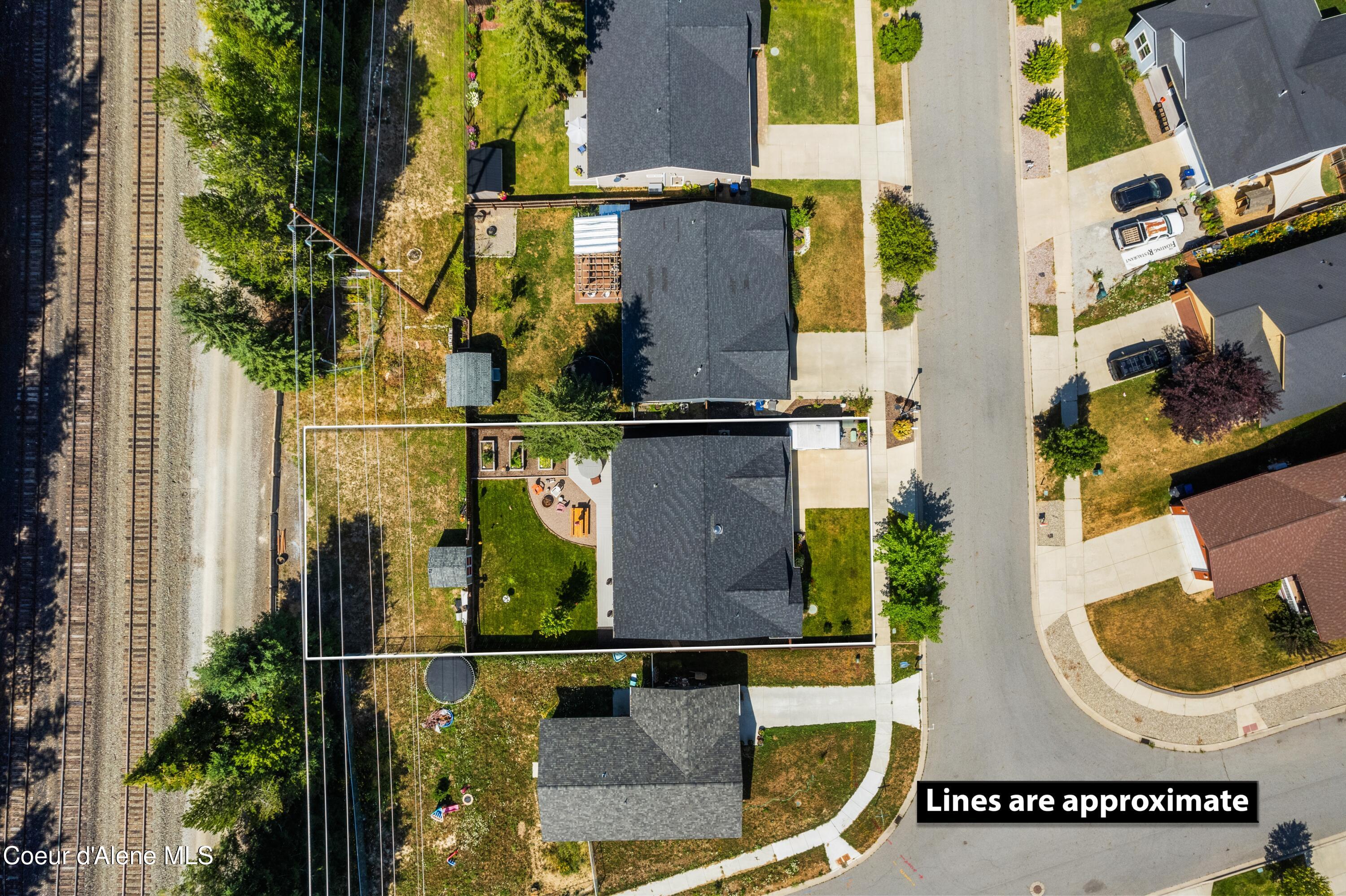 1105 Honeysuckle Ave