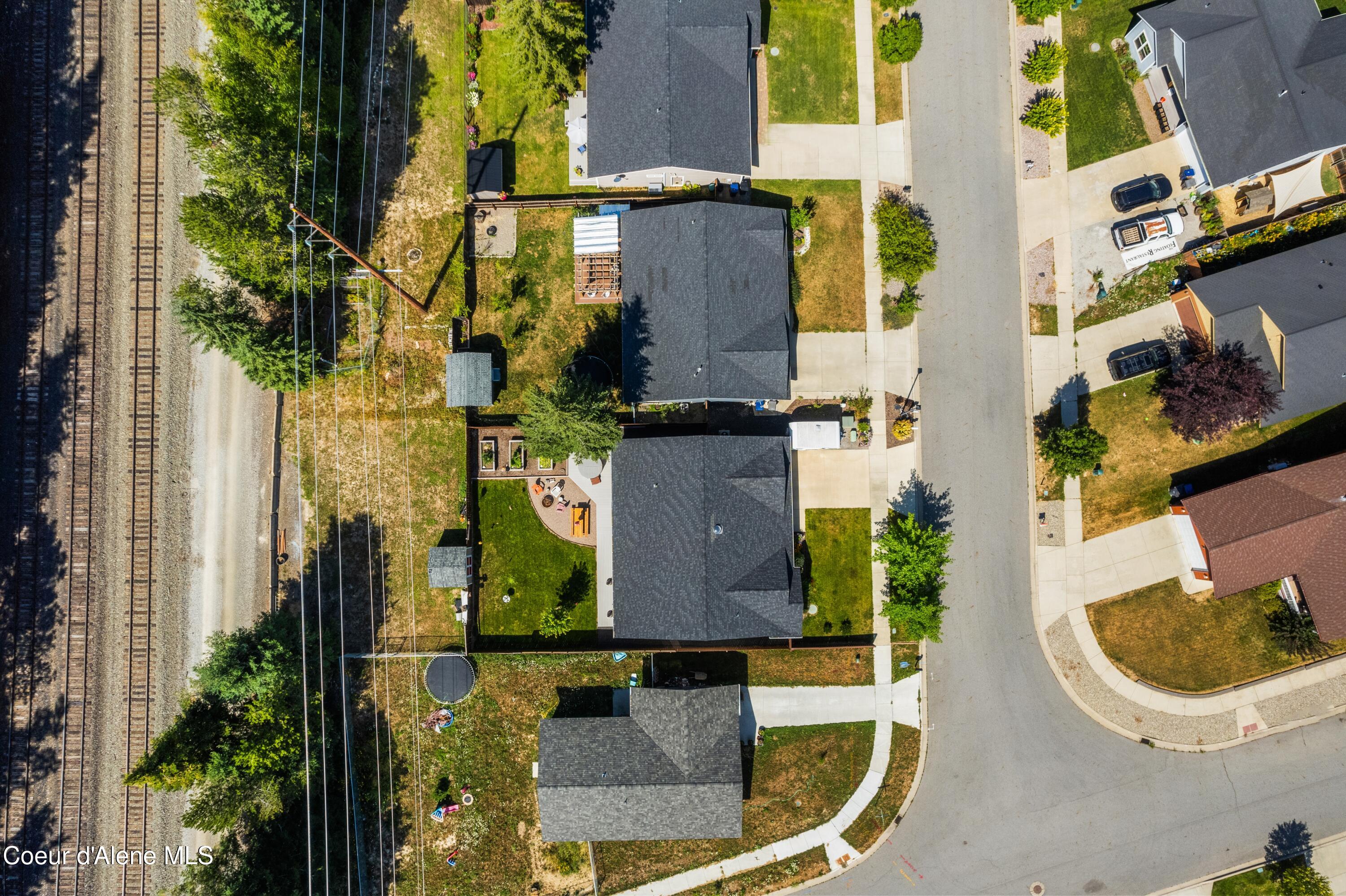 1105 Honeysuckle Ave