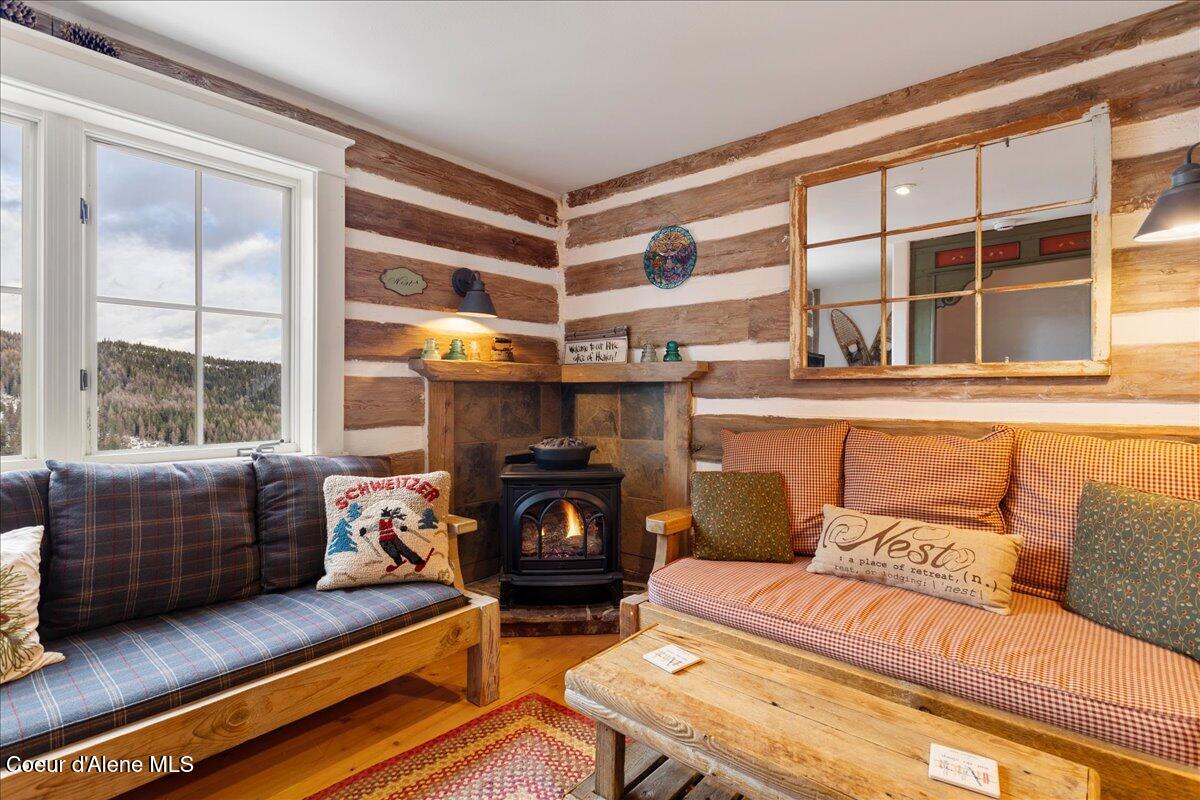 197 Mogul Hill, Unit 6