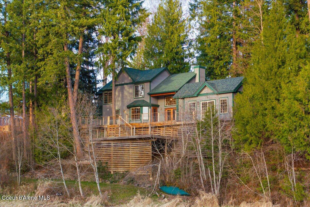 414 Creekside Ln