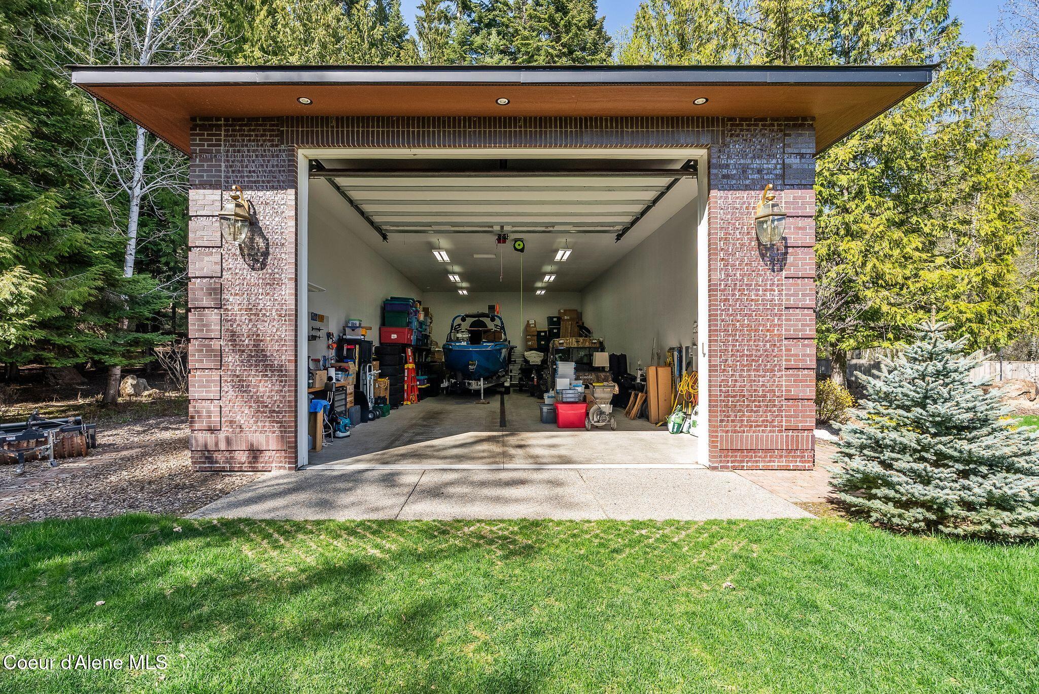 55 Ideal Dr