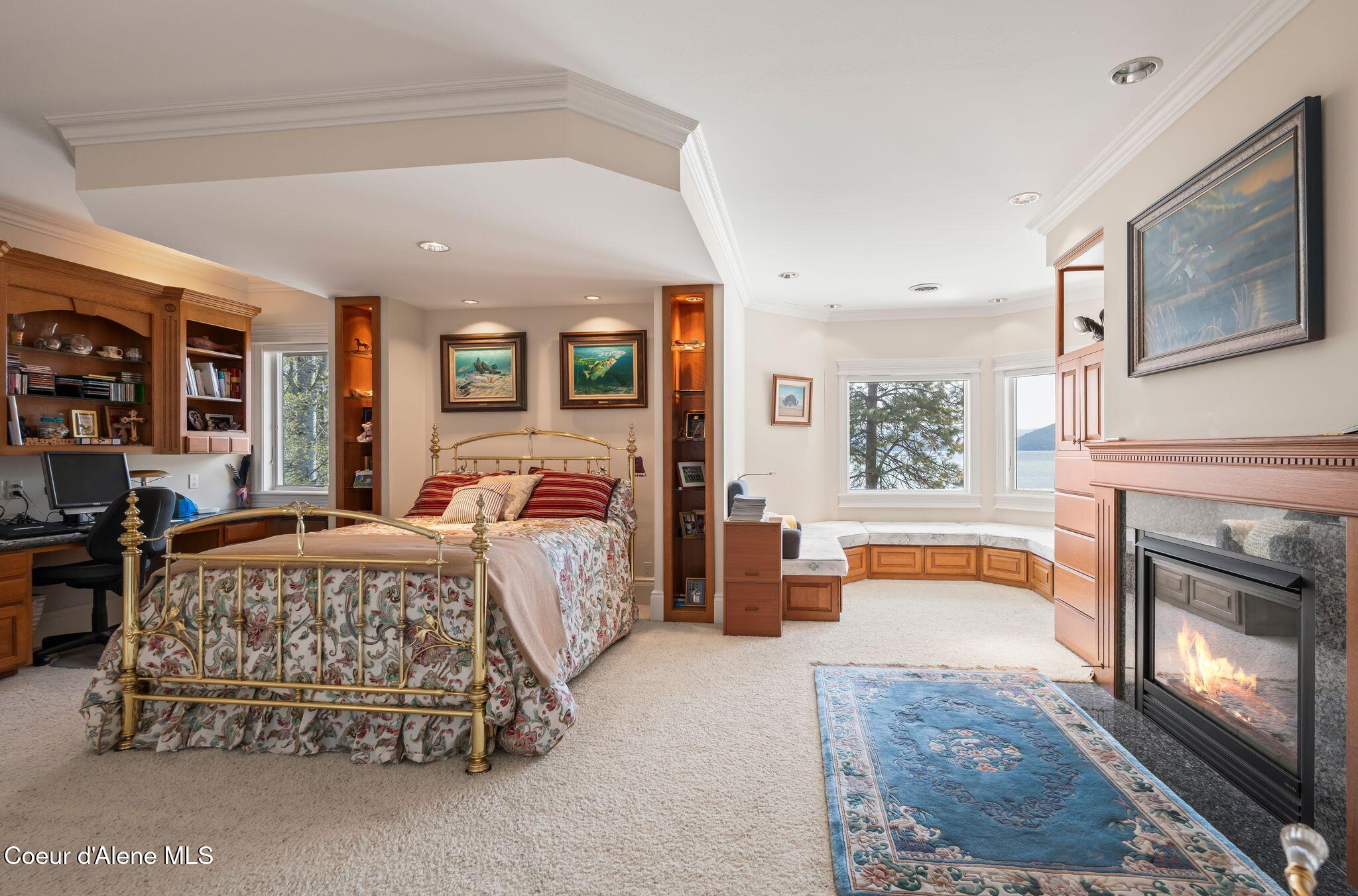 55 Ideal Dr