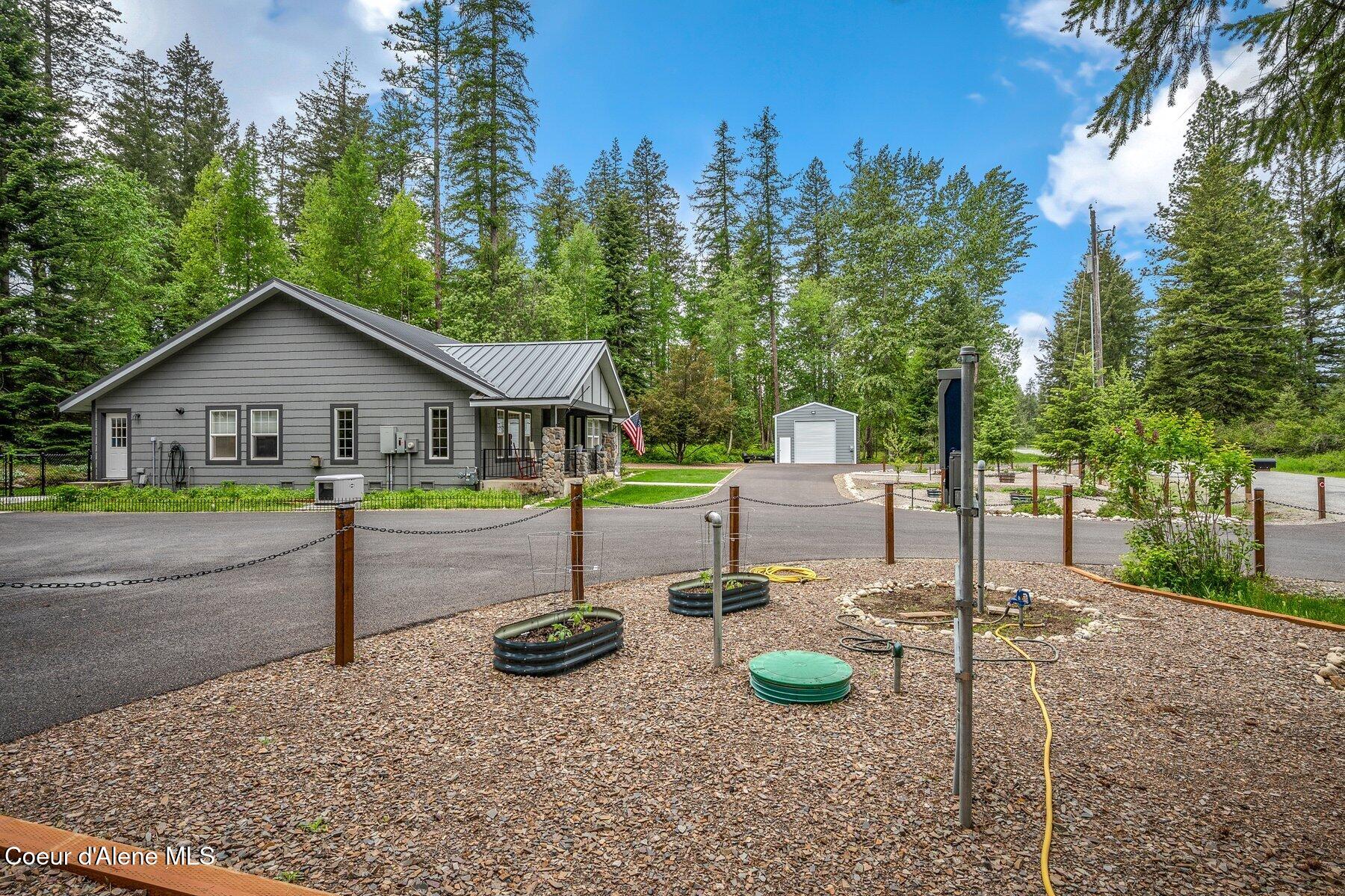 454 Brisboys Rd