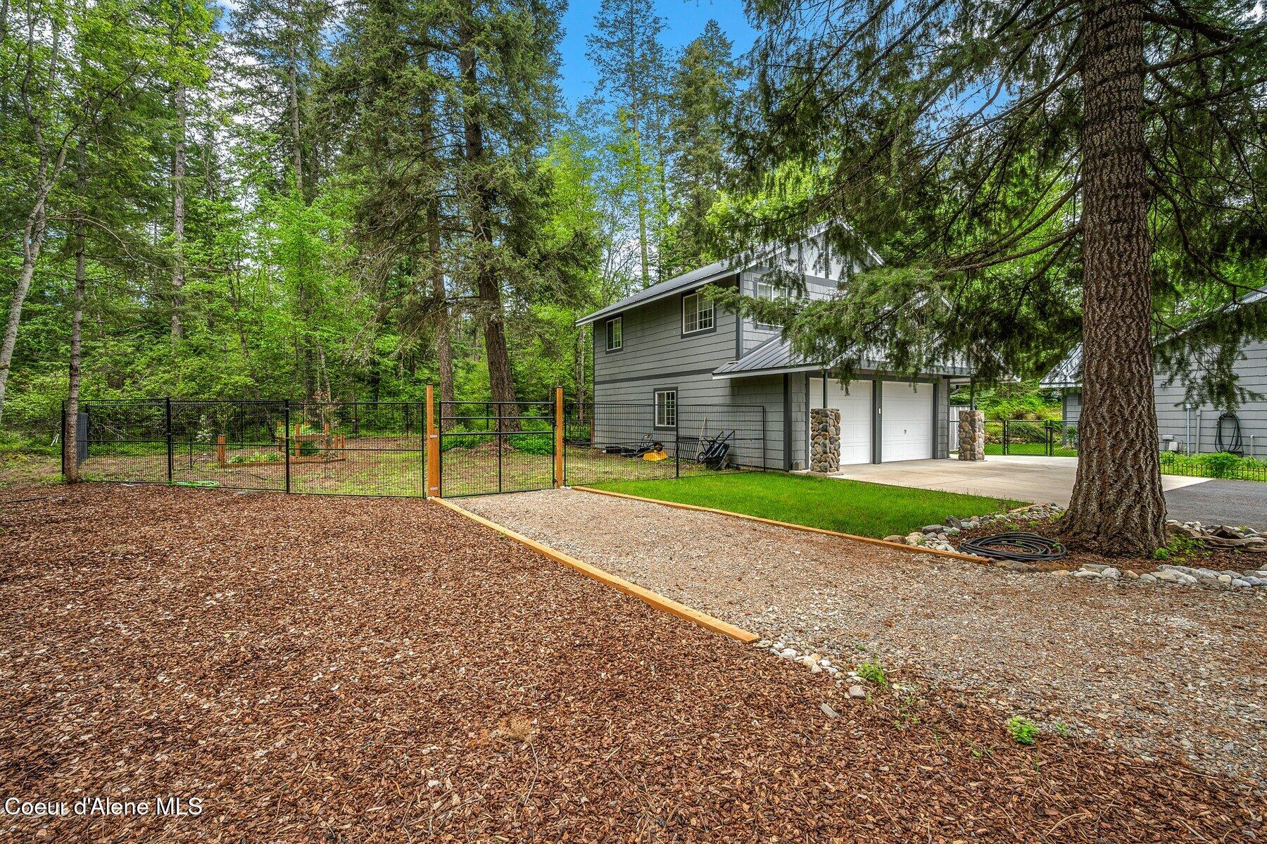 454 Brisboys Rd