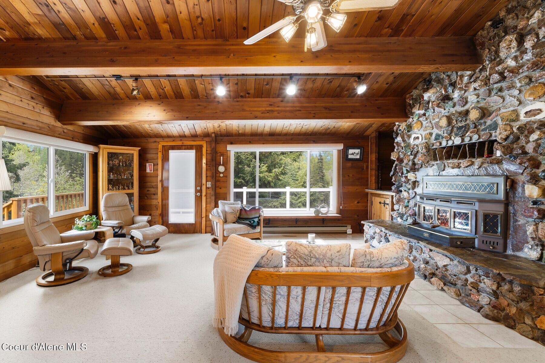 659 Whiskey Jack Rd