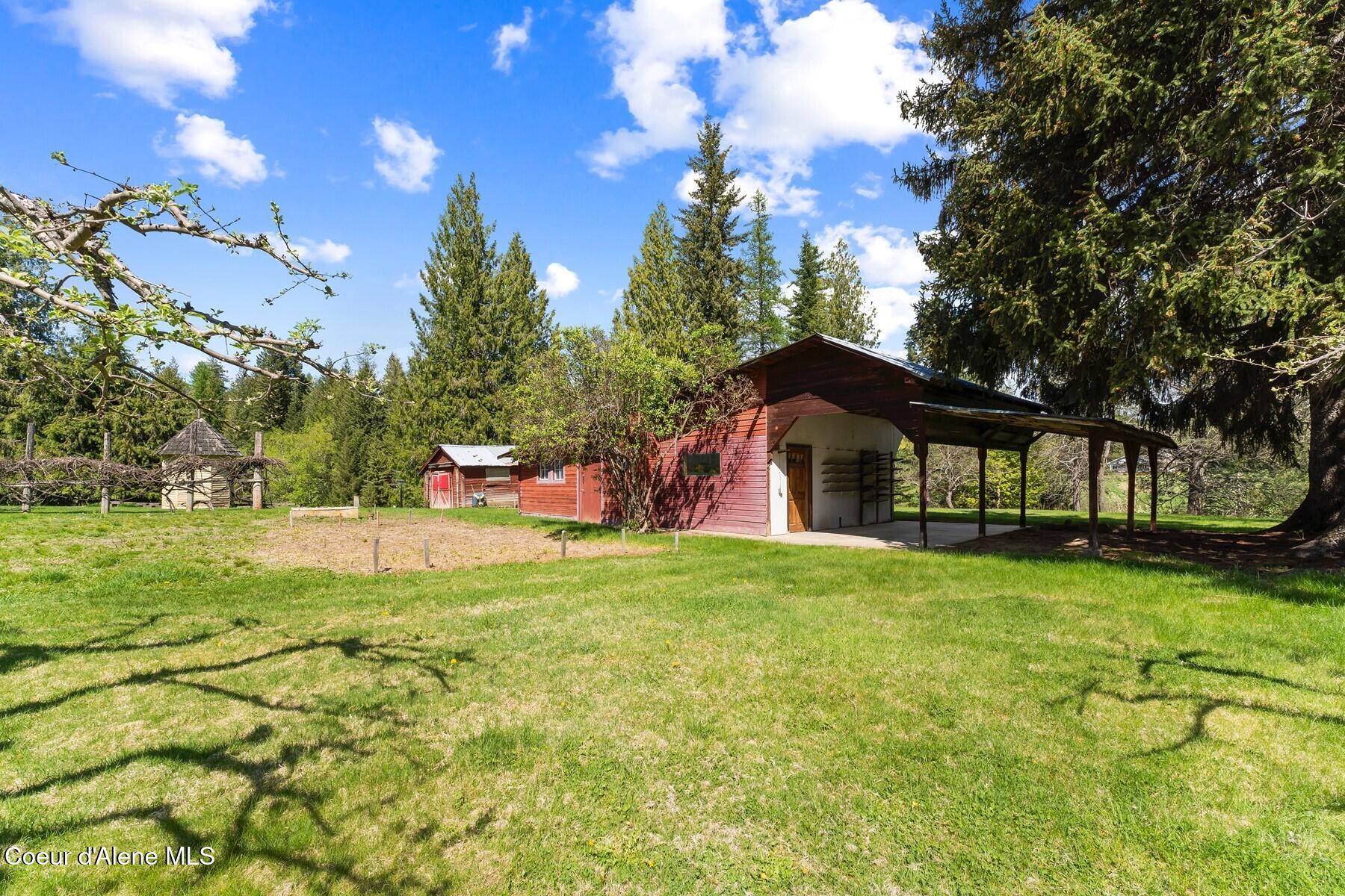 659 Whiskey Jack Rd