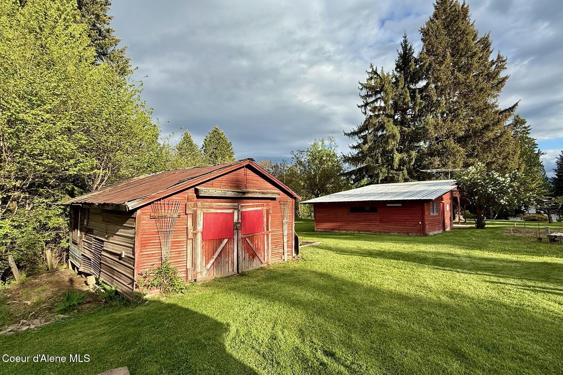 659 Whiskey Jack Rd