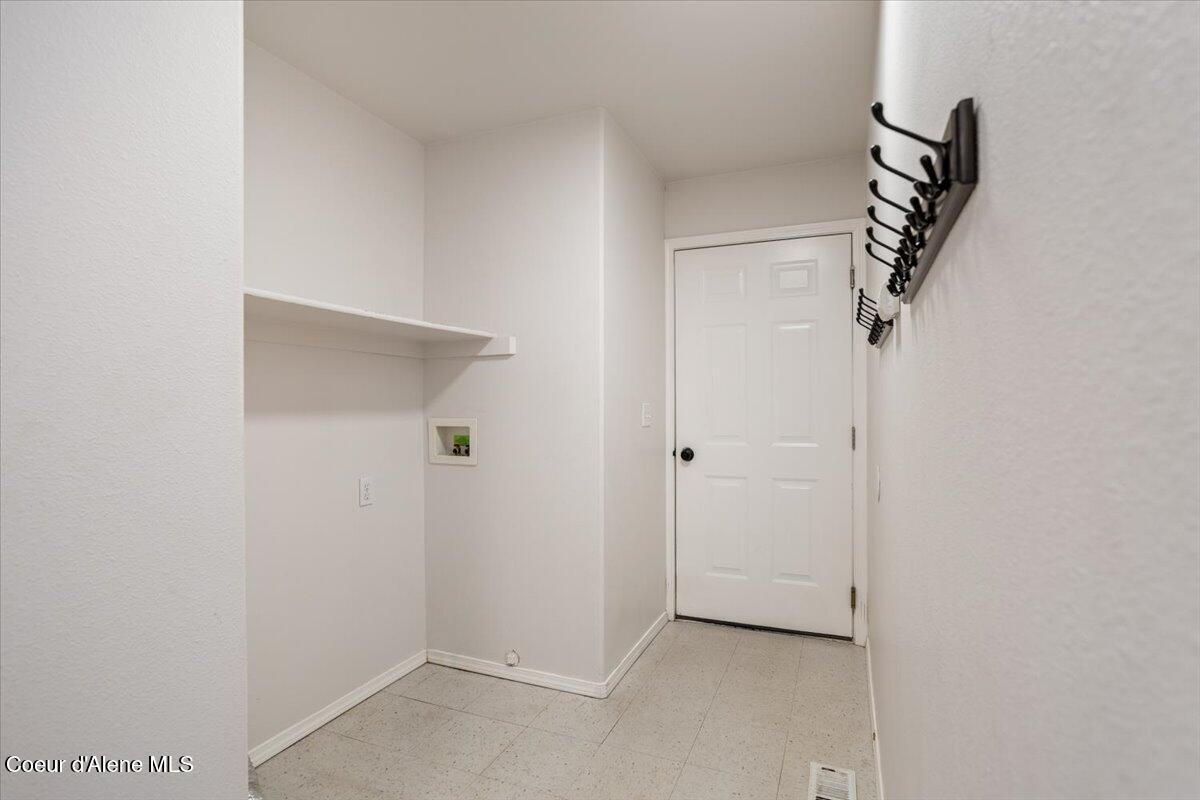 2325 Aspen Way