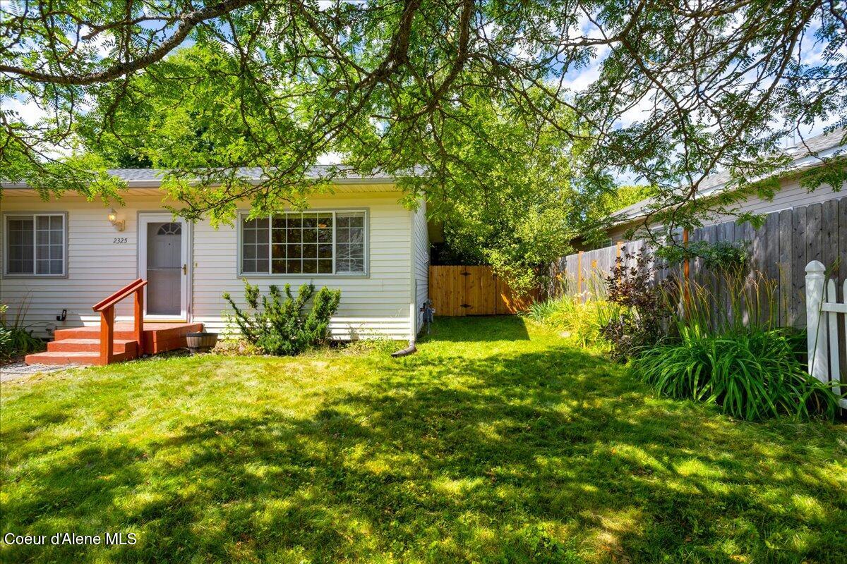 2325 Aspen Way