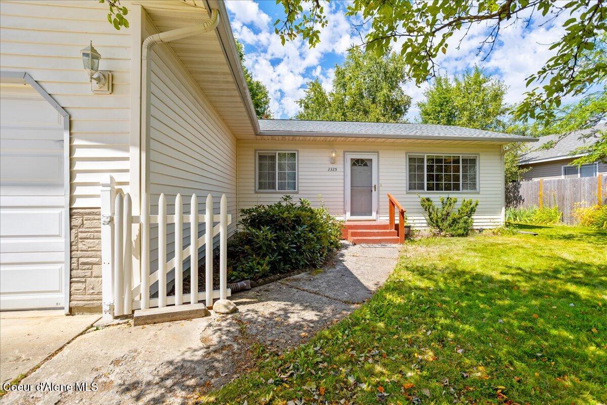 2325 Aspen Way