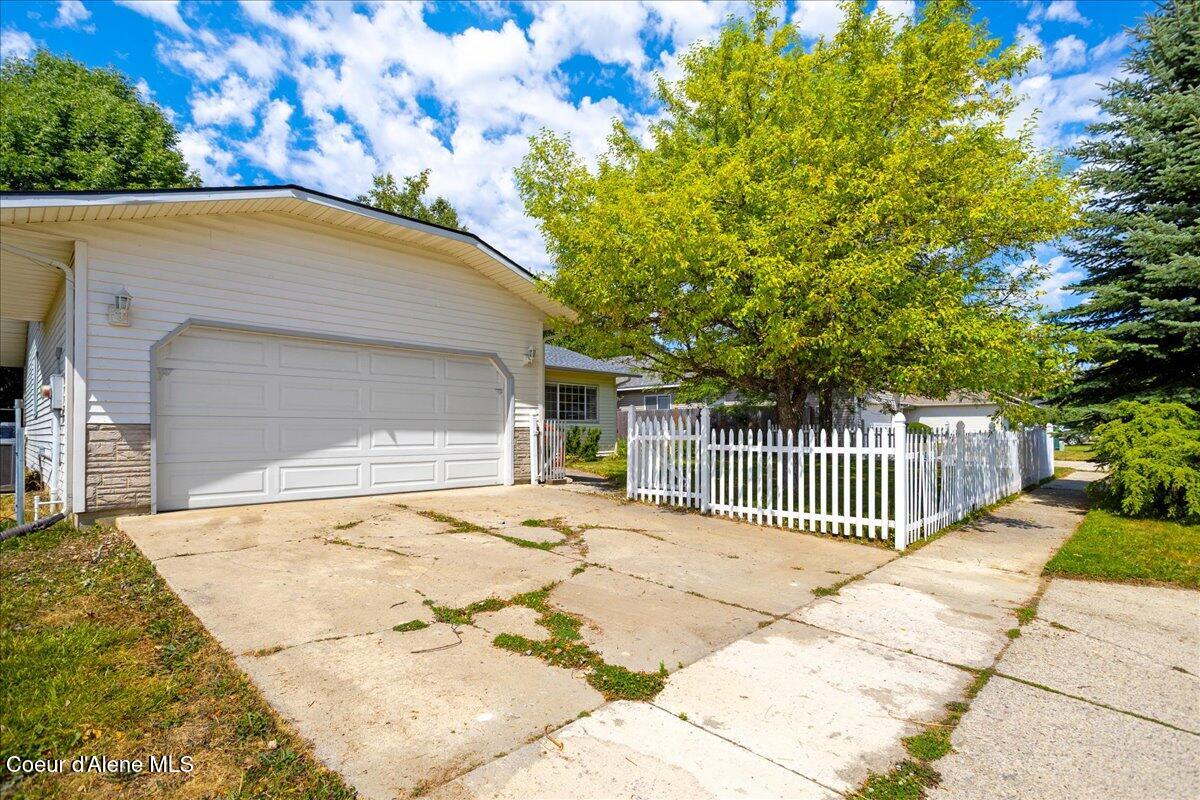 2325 Aspen Way