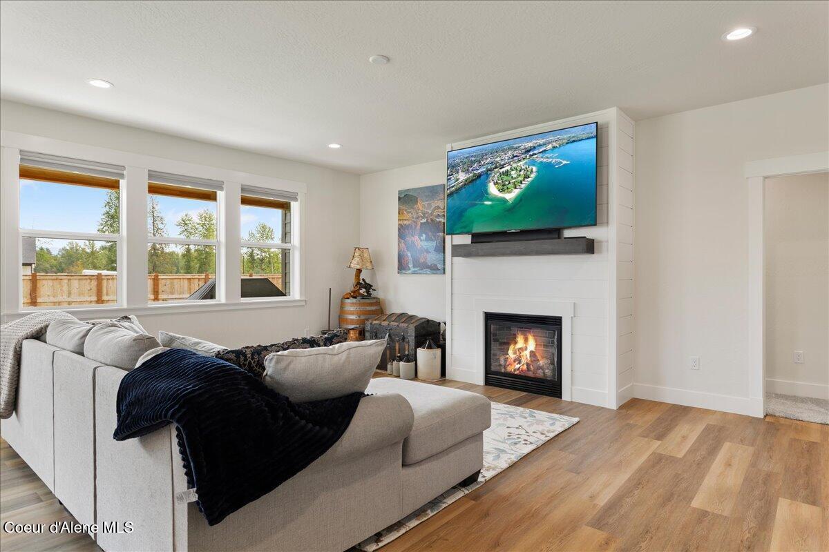 2058 S Aspen Way