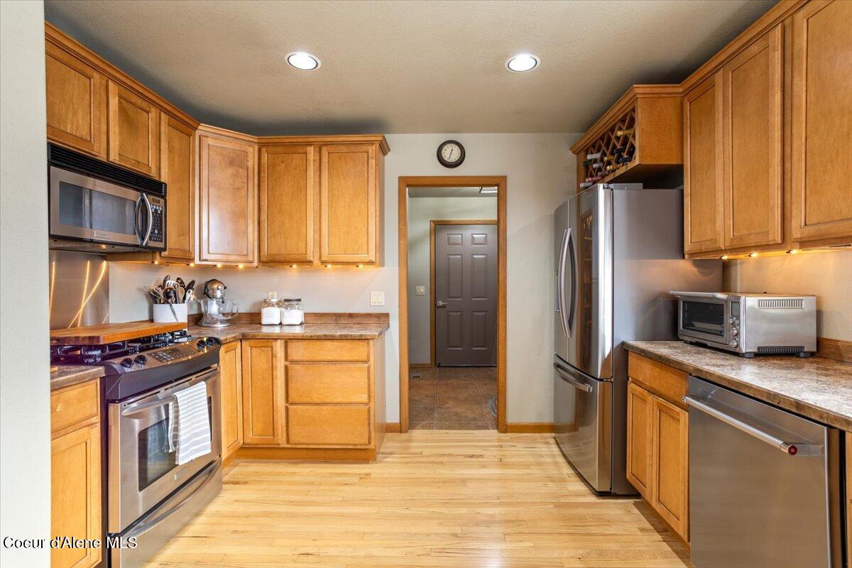 53876 HWY 200