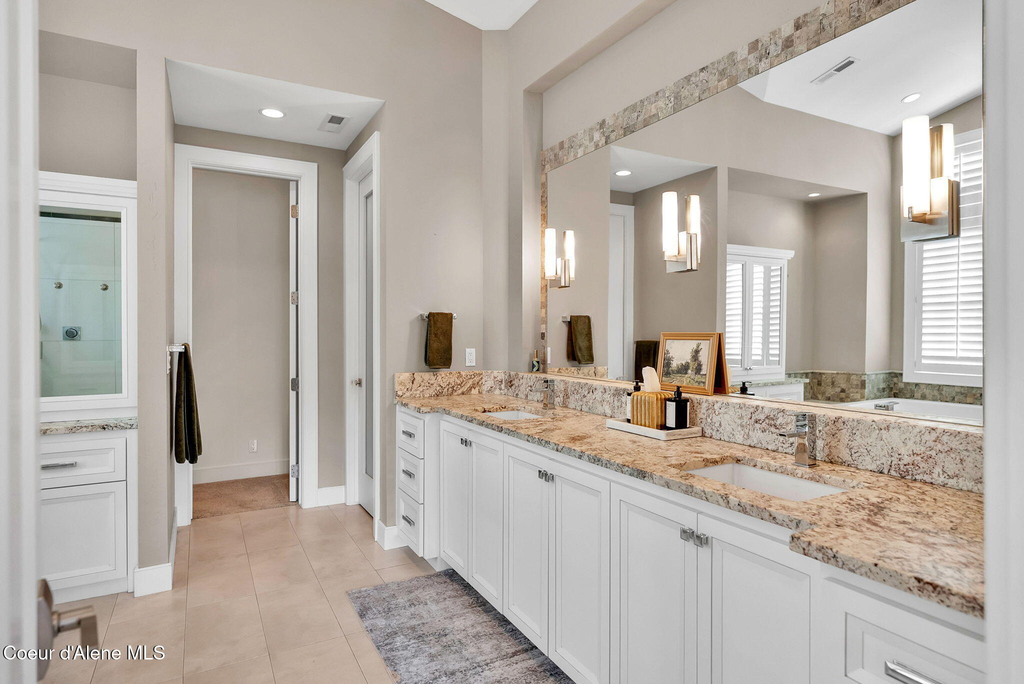 3810 W SHOREVIEW LN, Coeur d'Alene