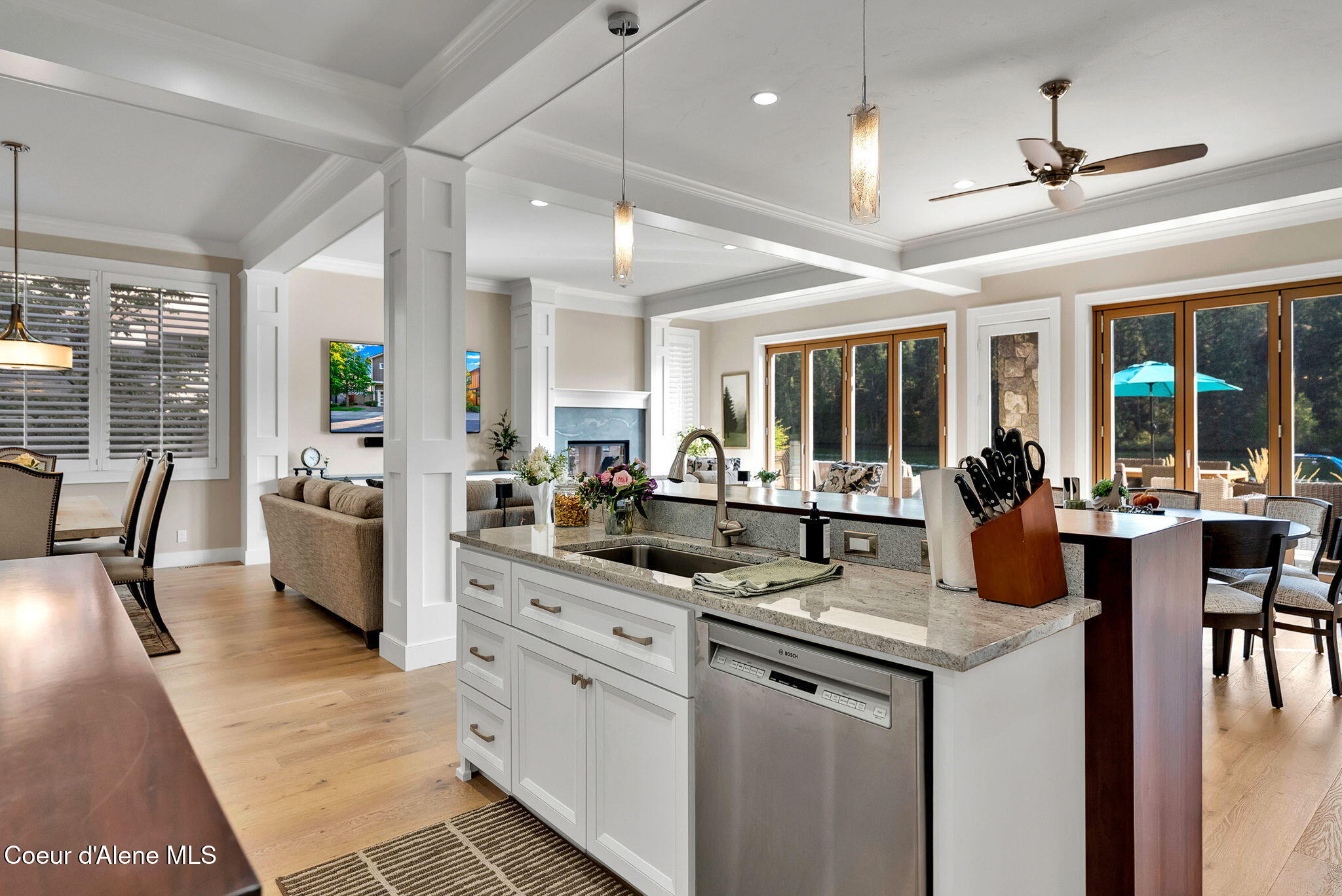 3810 W SHOREVIEW LN, Coeur d'Alene