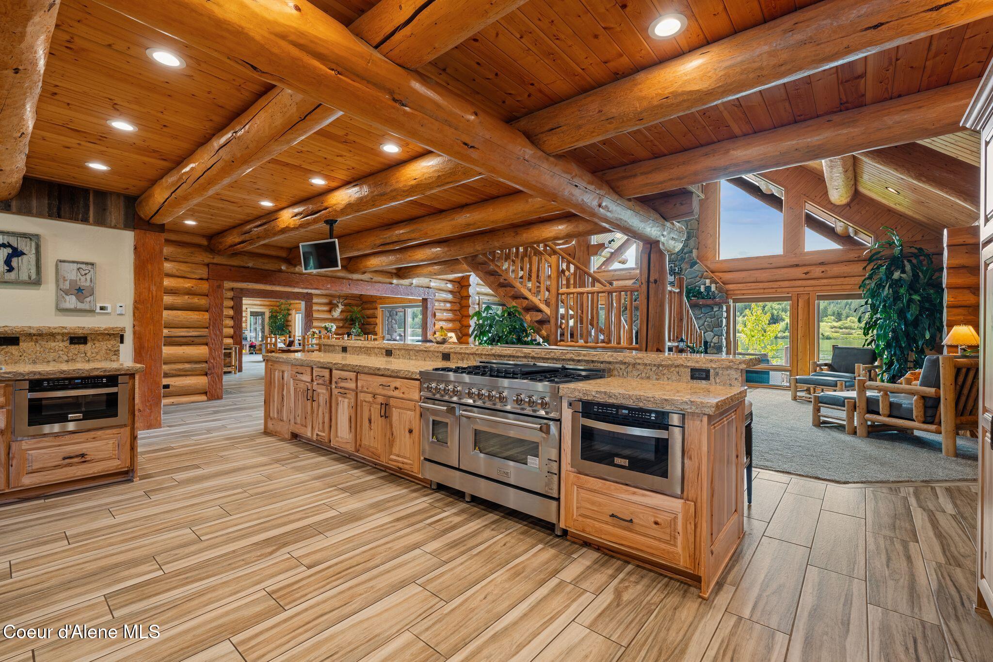 816 Ponderesa Ranch Rd