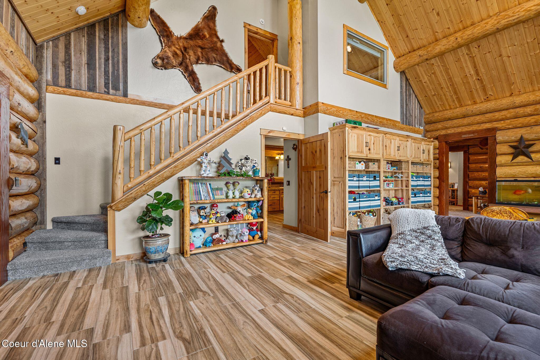 816 Ponderesa Ranch Rd