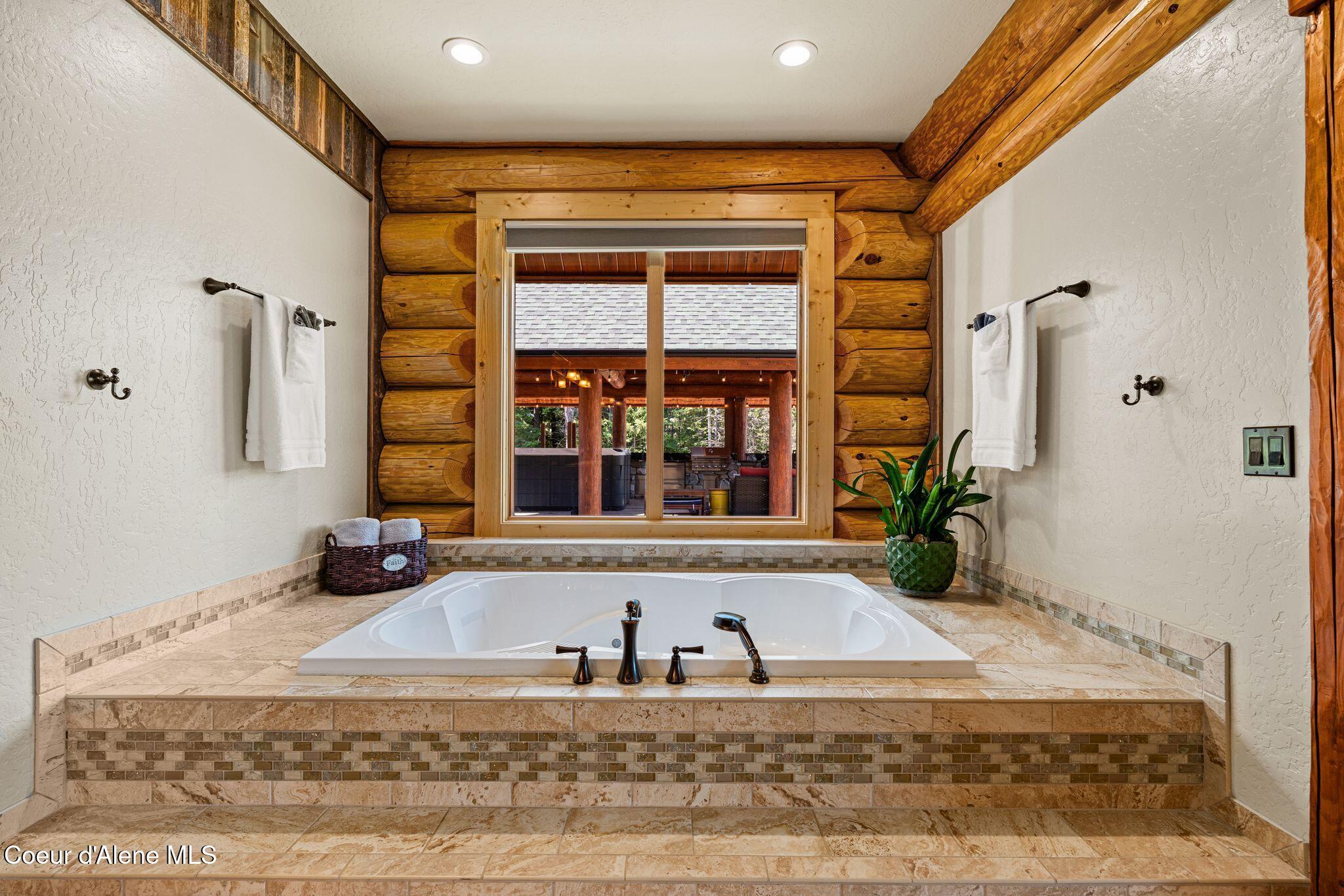 816 Ponderesa Ranch Rd