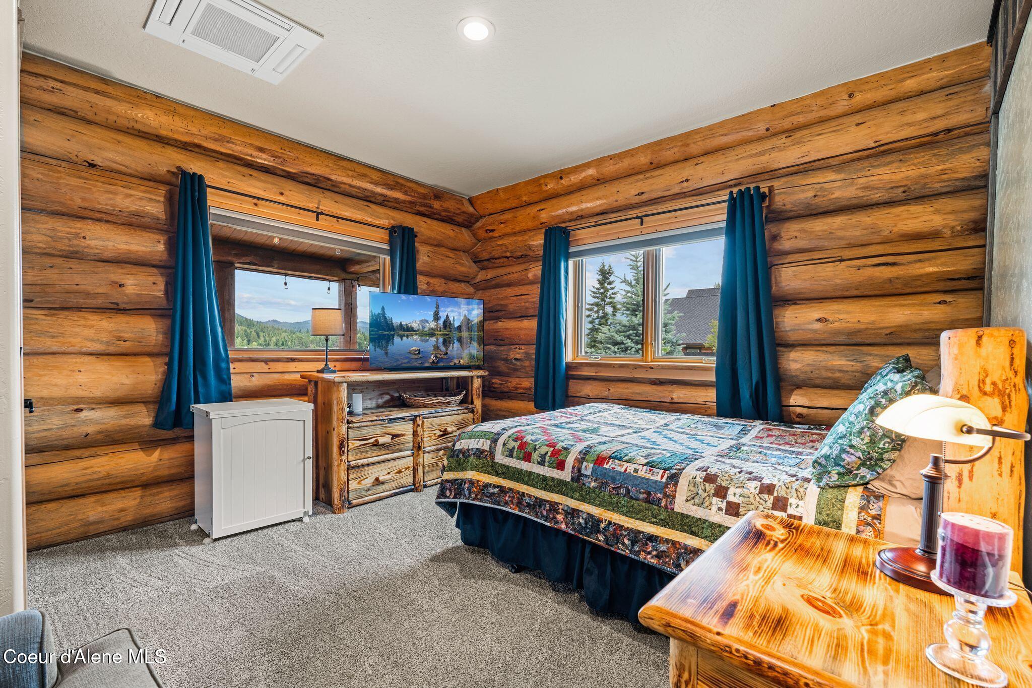 816 Ponderesa Ranch Rd - 44 Acres