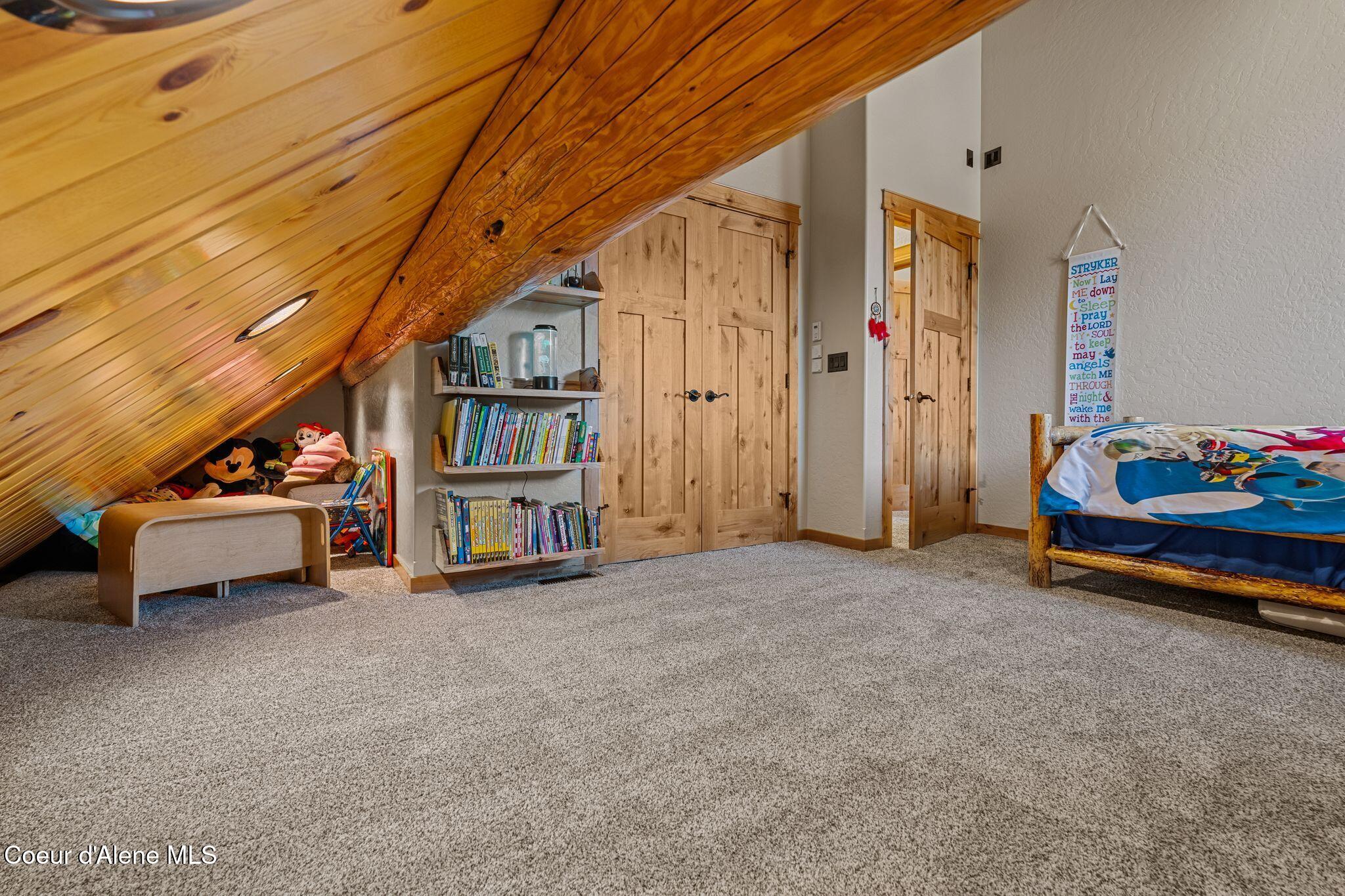 816 Ponderesa Ranch Rd - 44 Acres