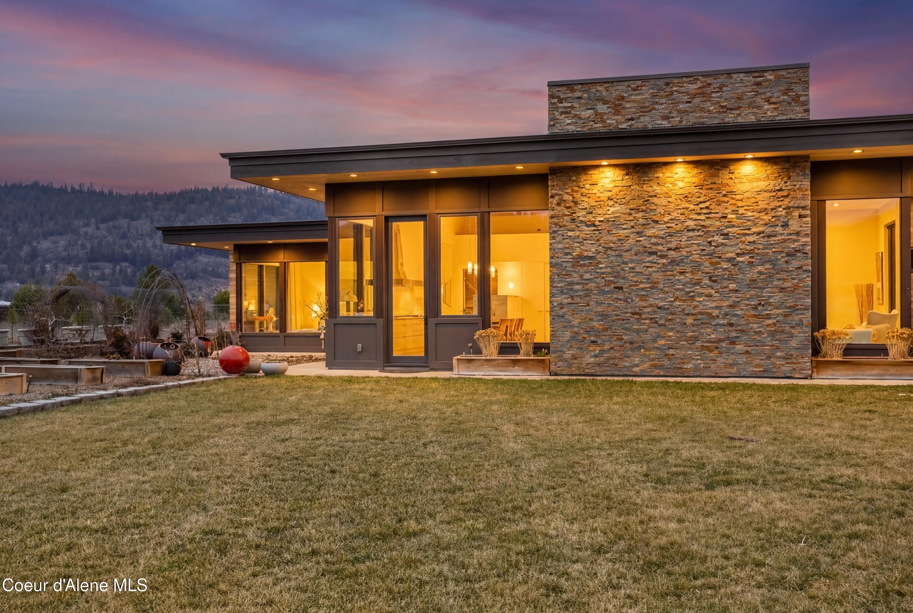 432 Stagecoach Drive