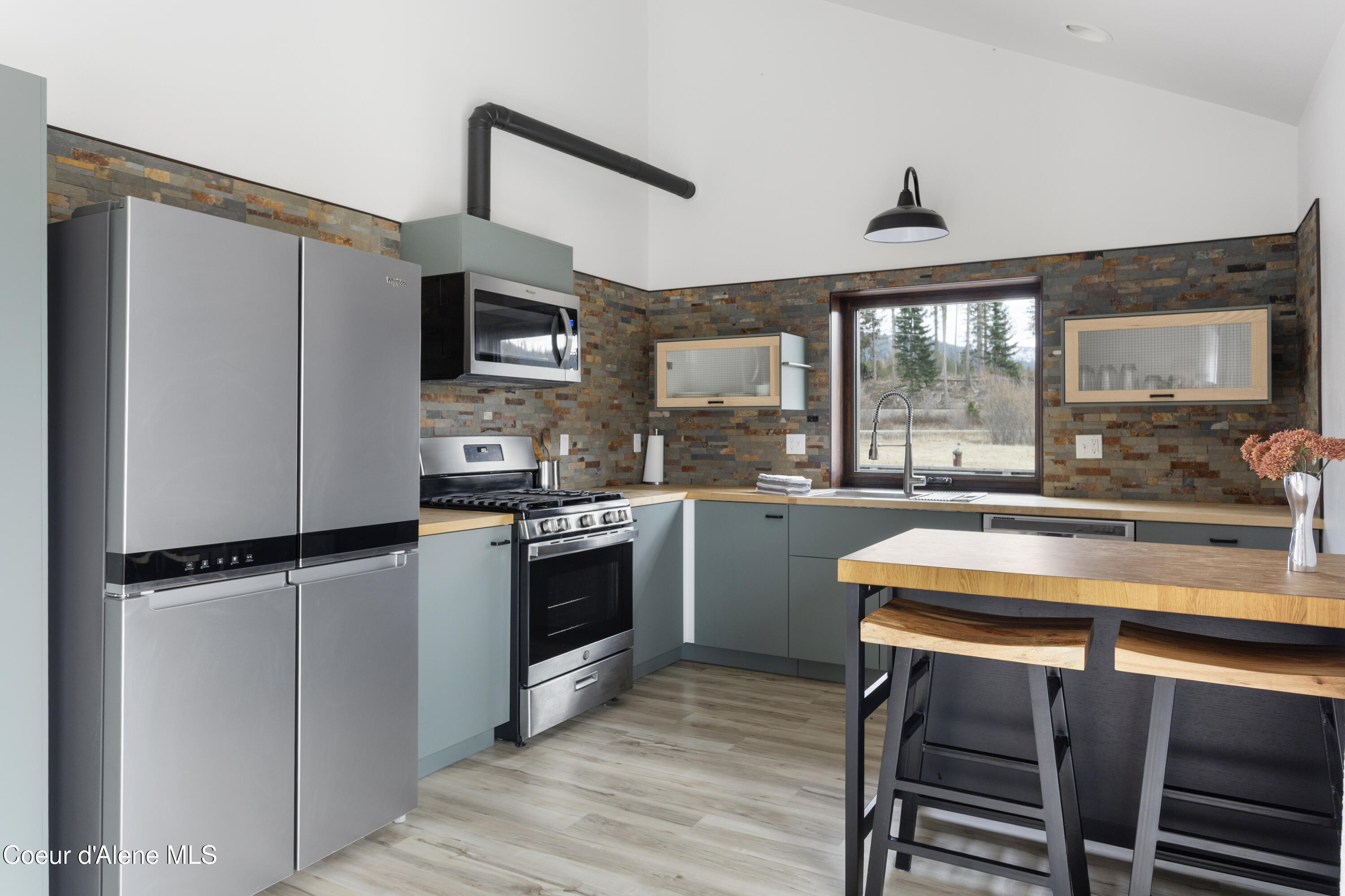 432 Stagecoach Drive