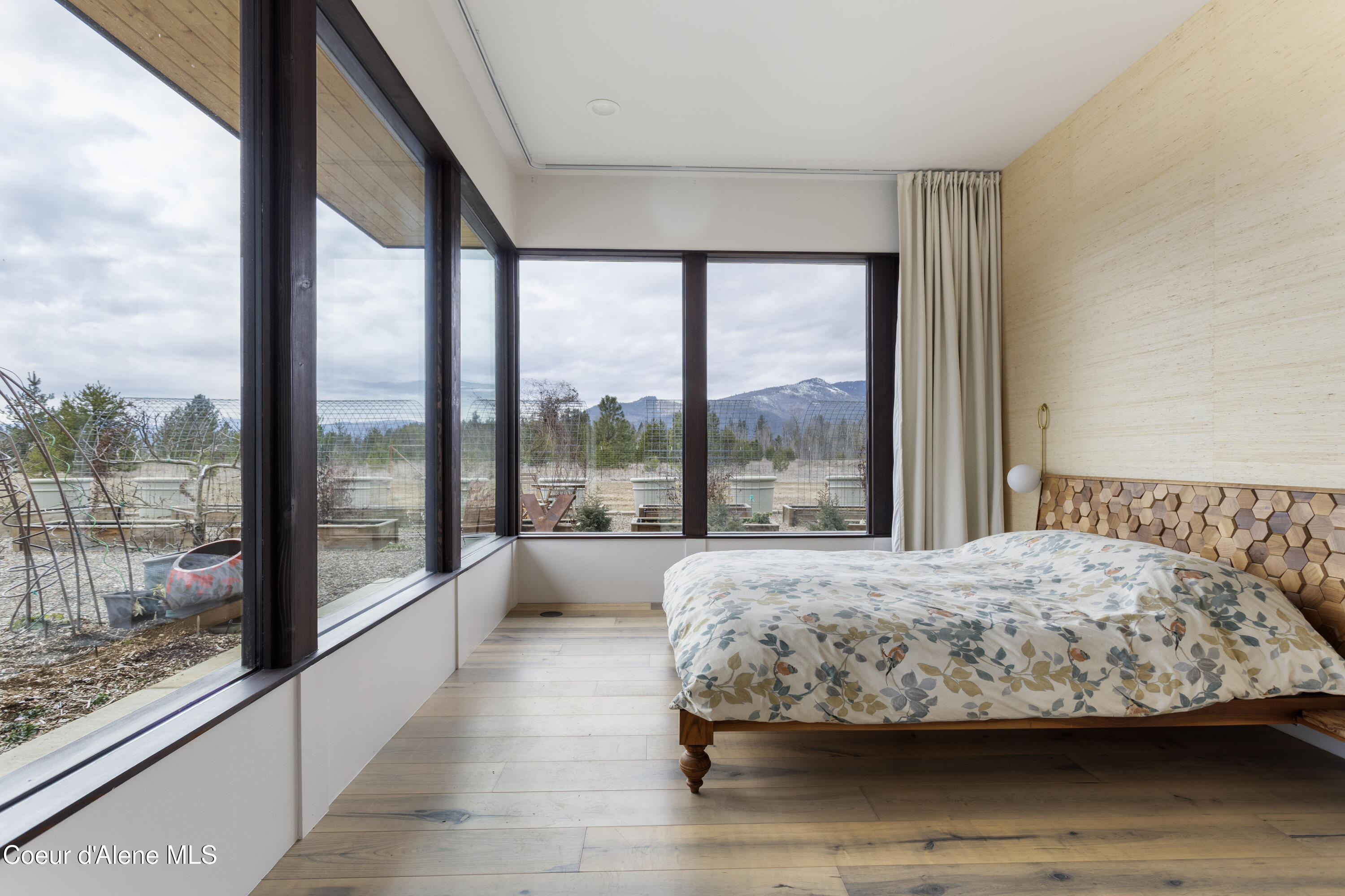 432 Stagecoach Drive