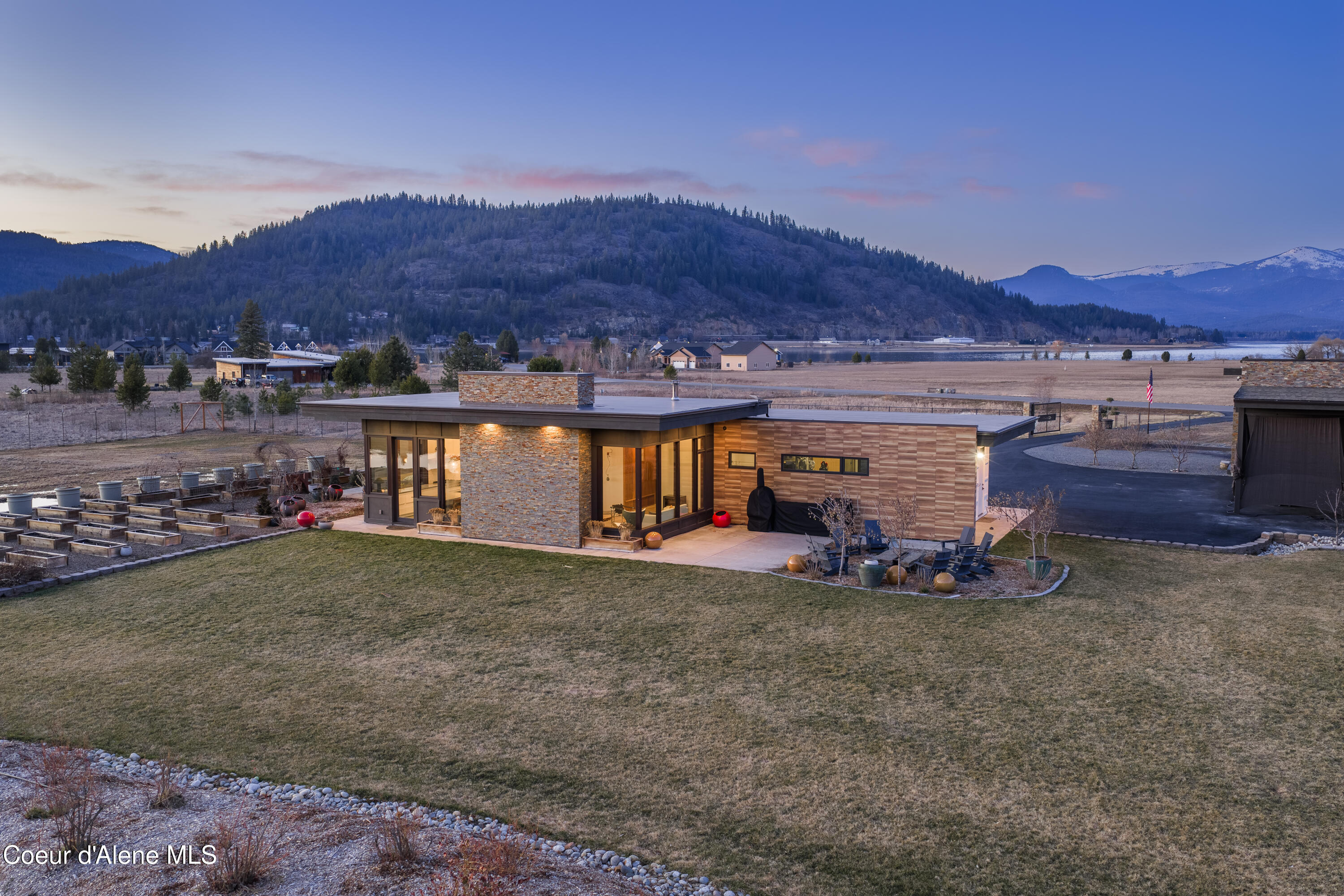 432 Stagecoach Drive