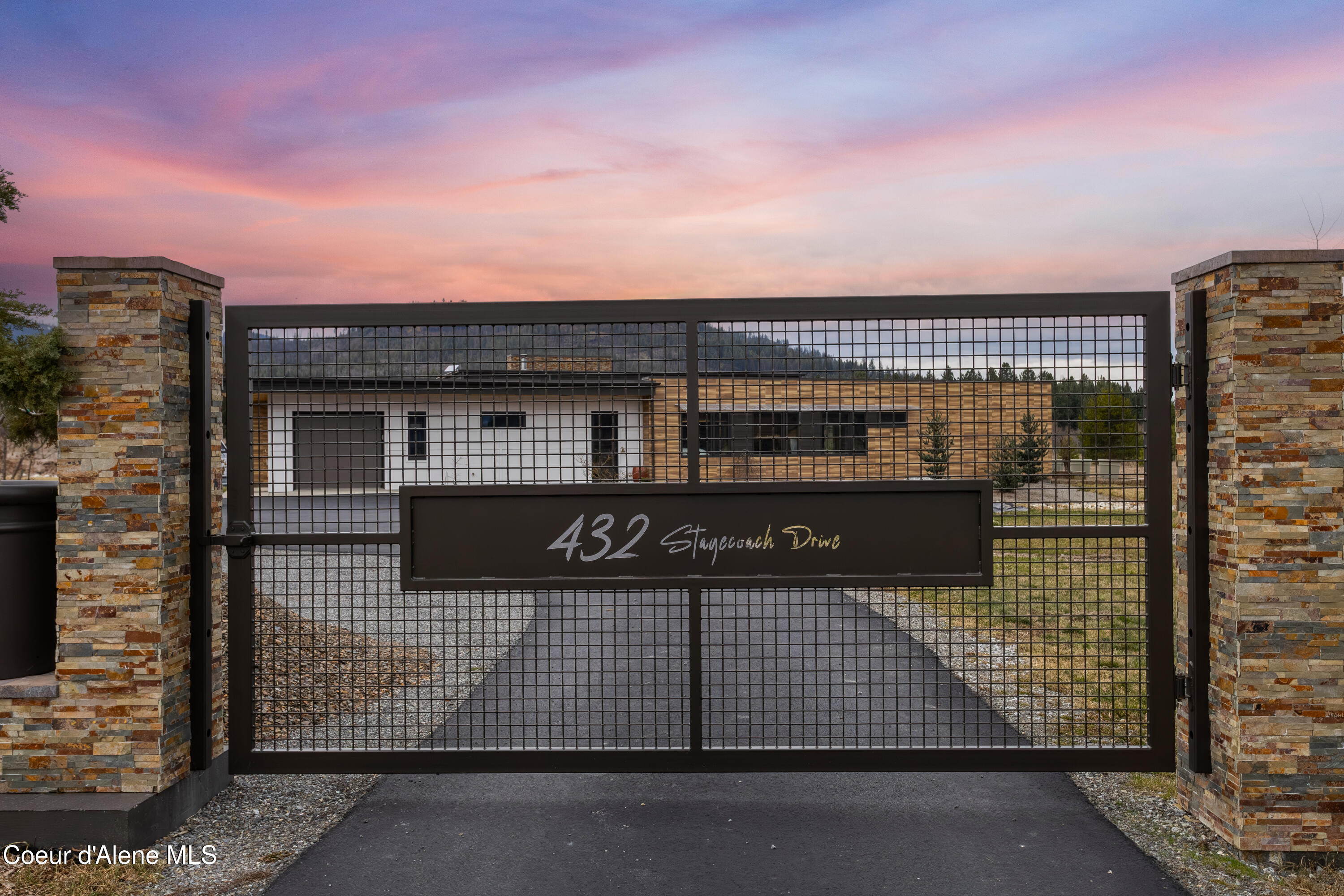 432 Stagecoach Drive