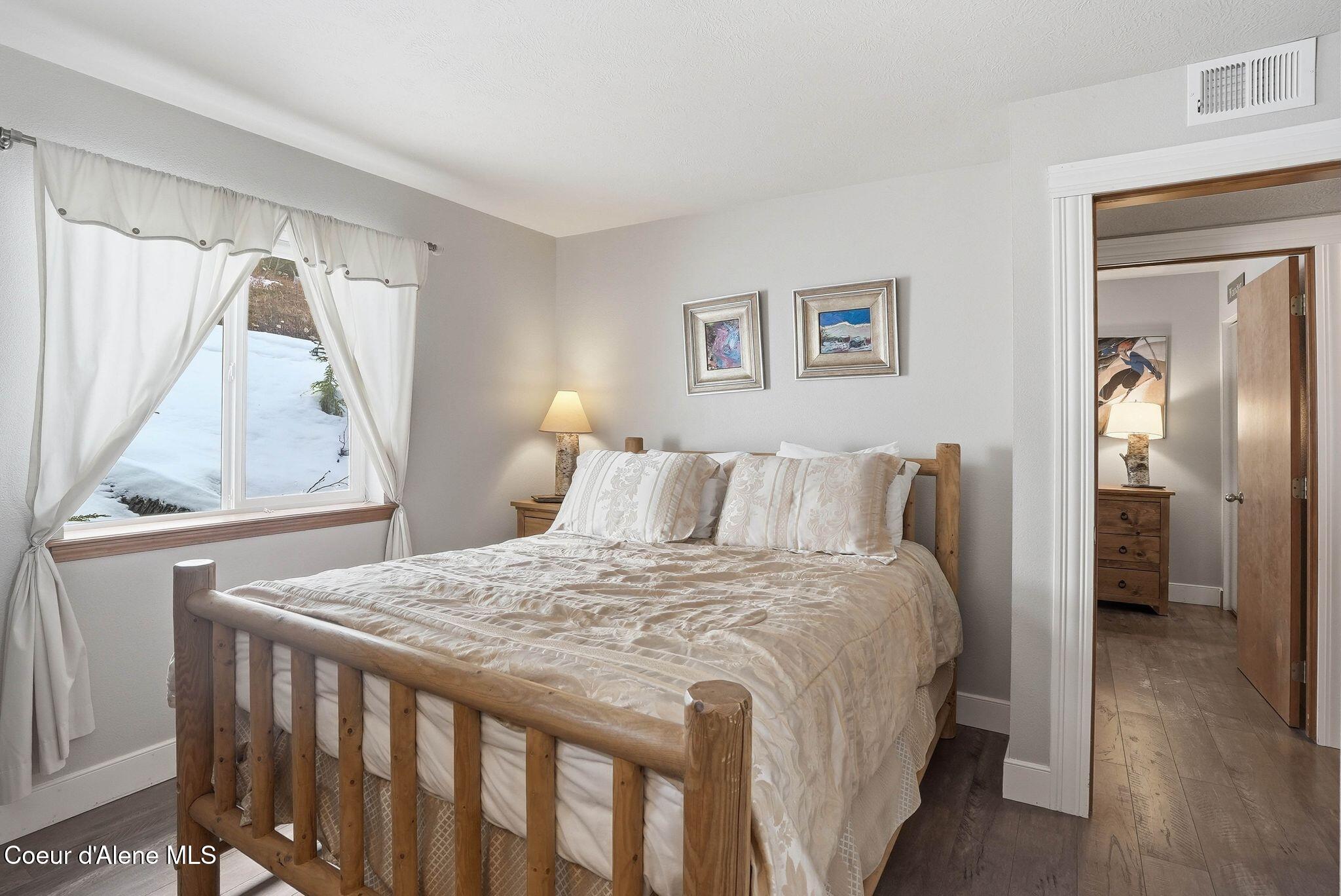 22 Chapel Court, Unit 201