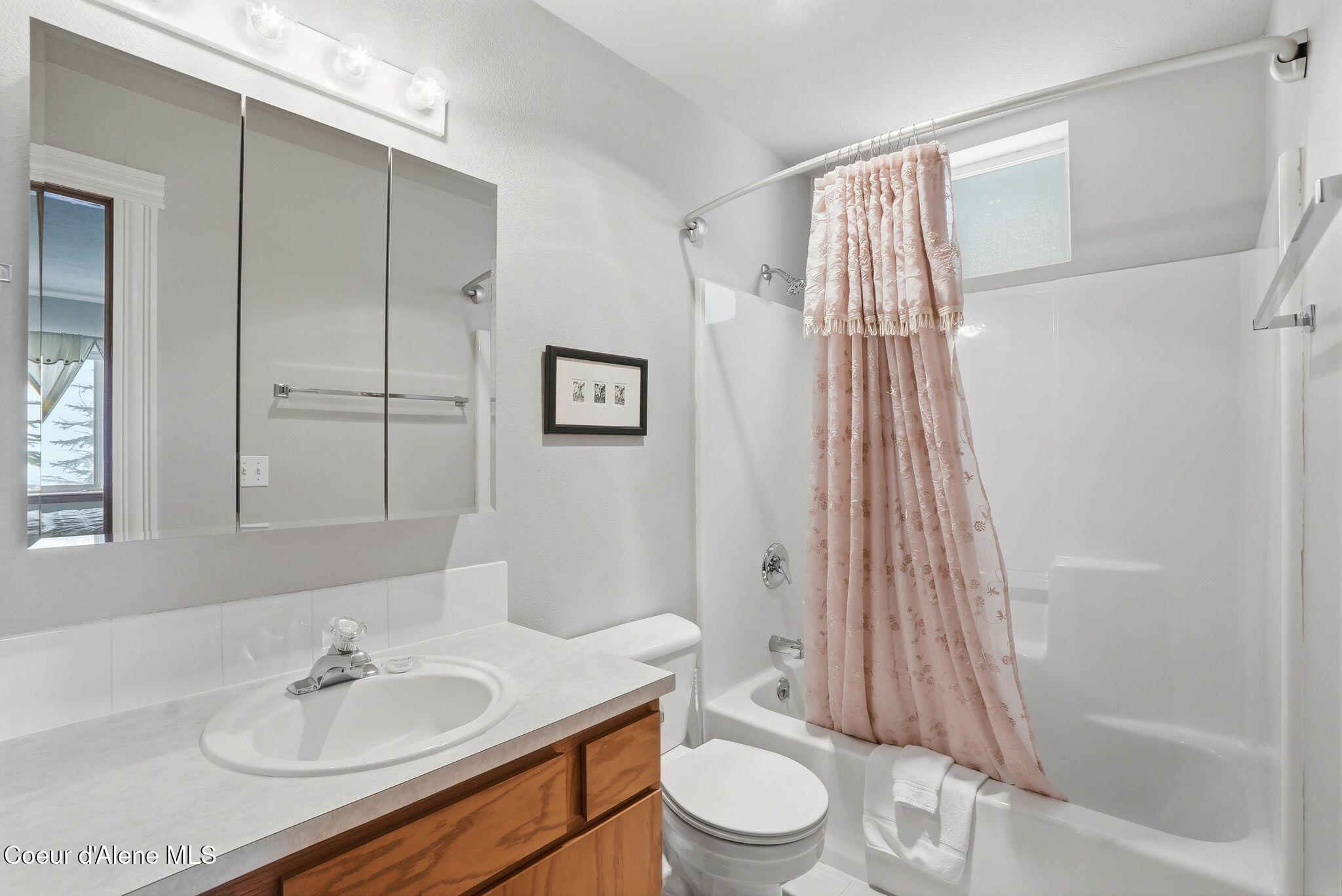 22 Chapel Court, Unit 201