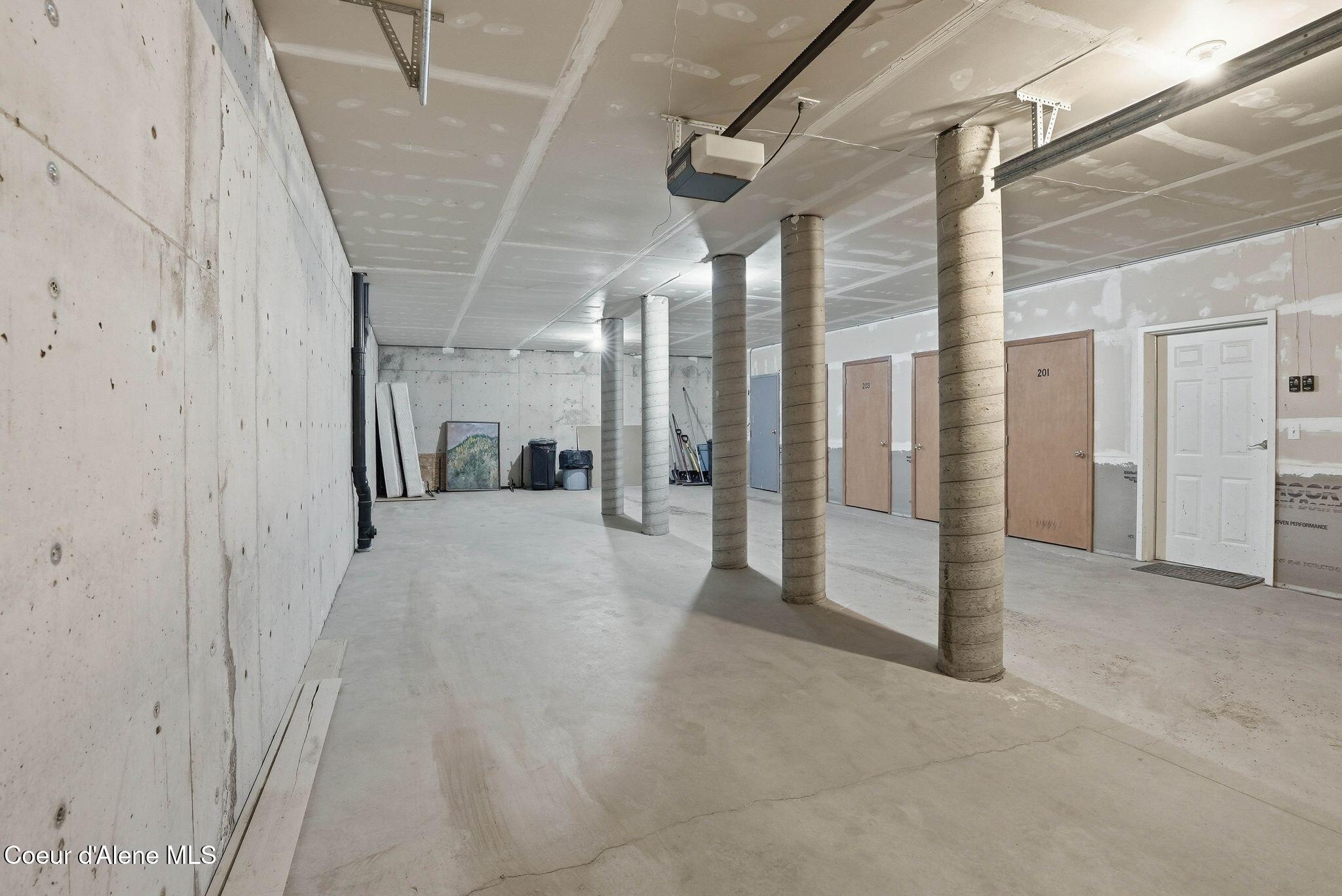 22 Chapel Court, Unit 201