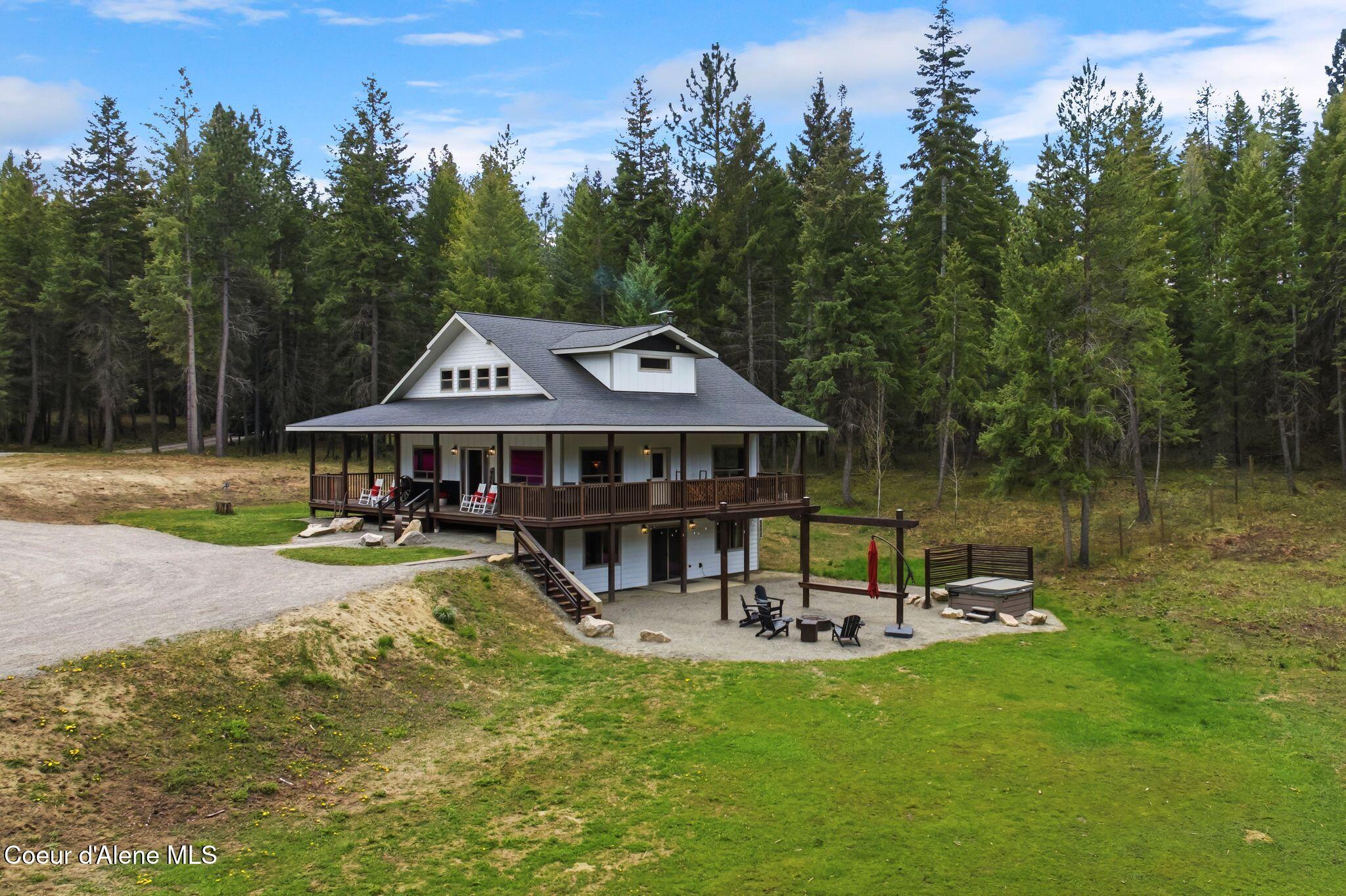 396 Latigo Lane