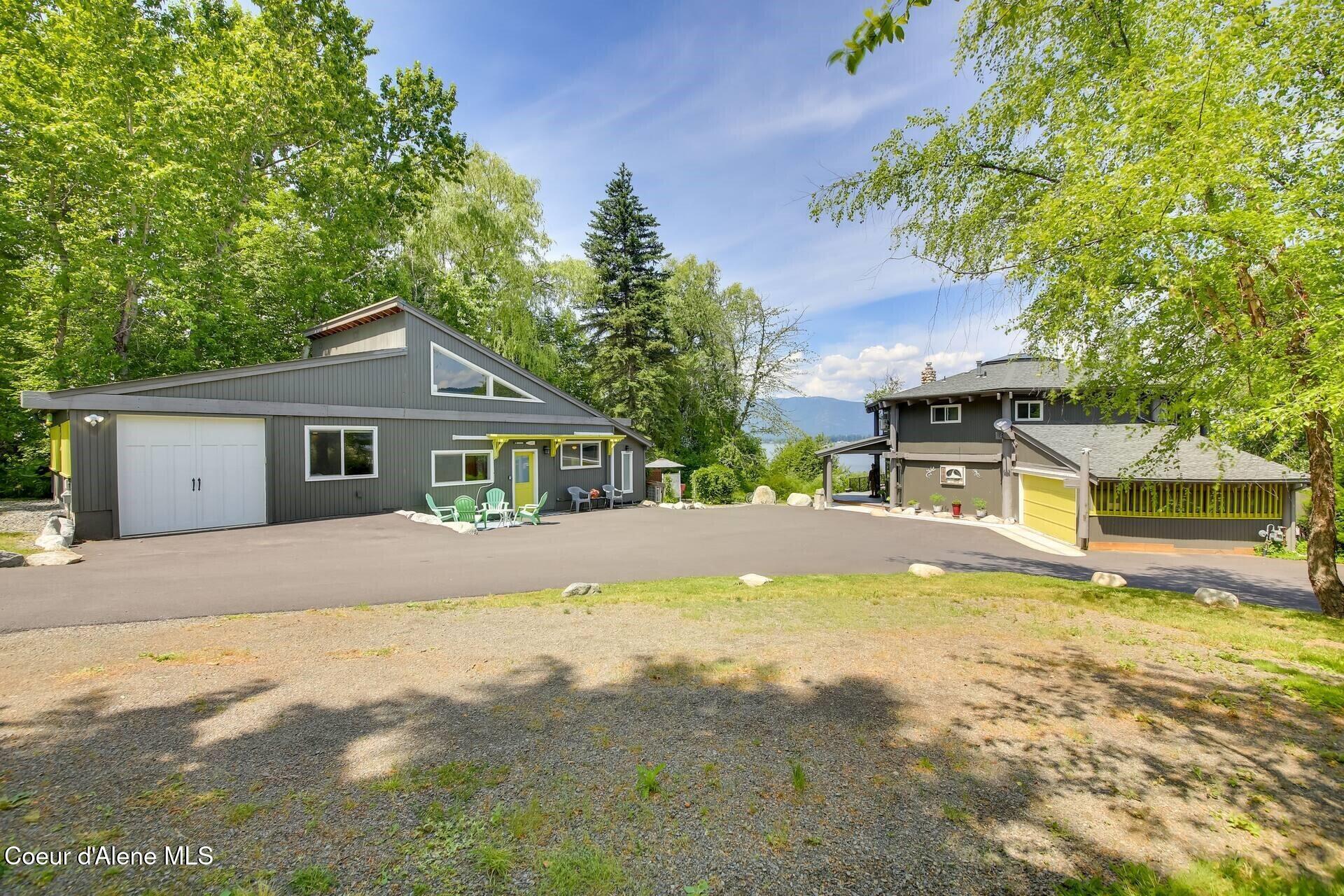 423/431 Lakeshore Dr