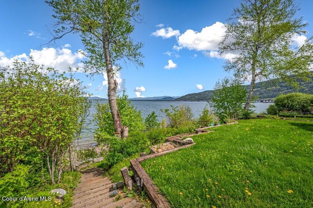 423/431 Lakeshore Dr