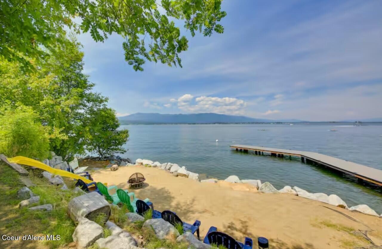 423/431 Lakeshore Dr