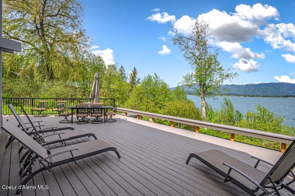423/431 Lakeshore Dr