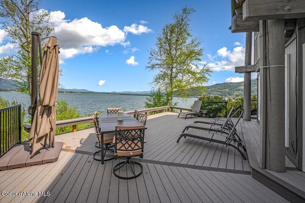 423/431 Lakeshore Dr