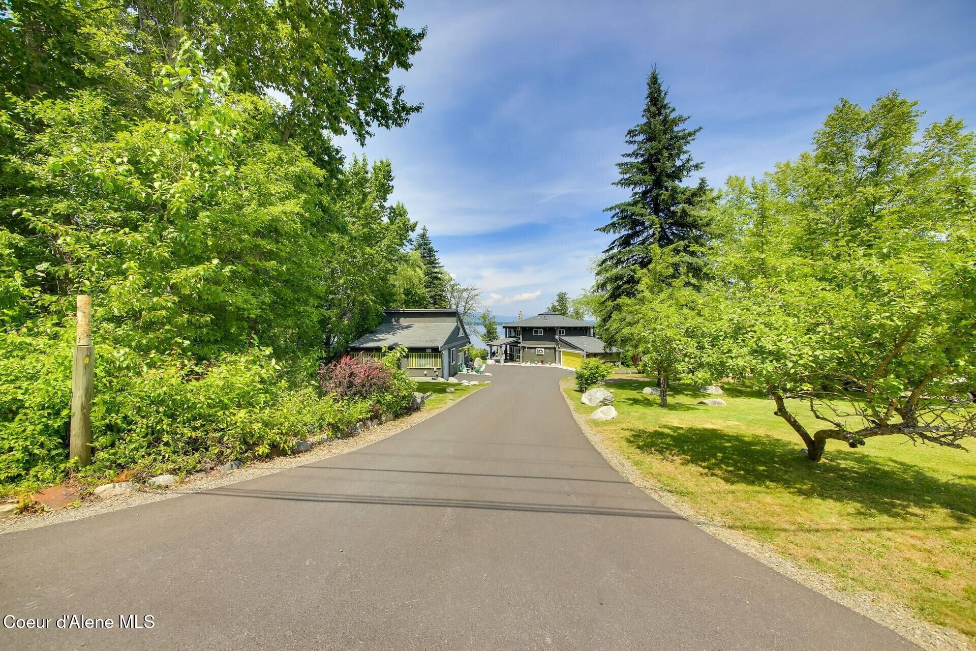 423/431 Lakeshore Dr