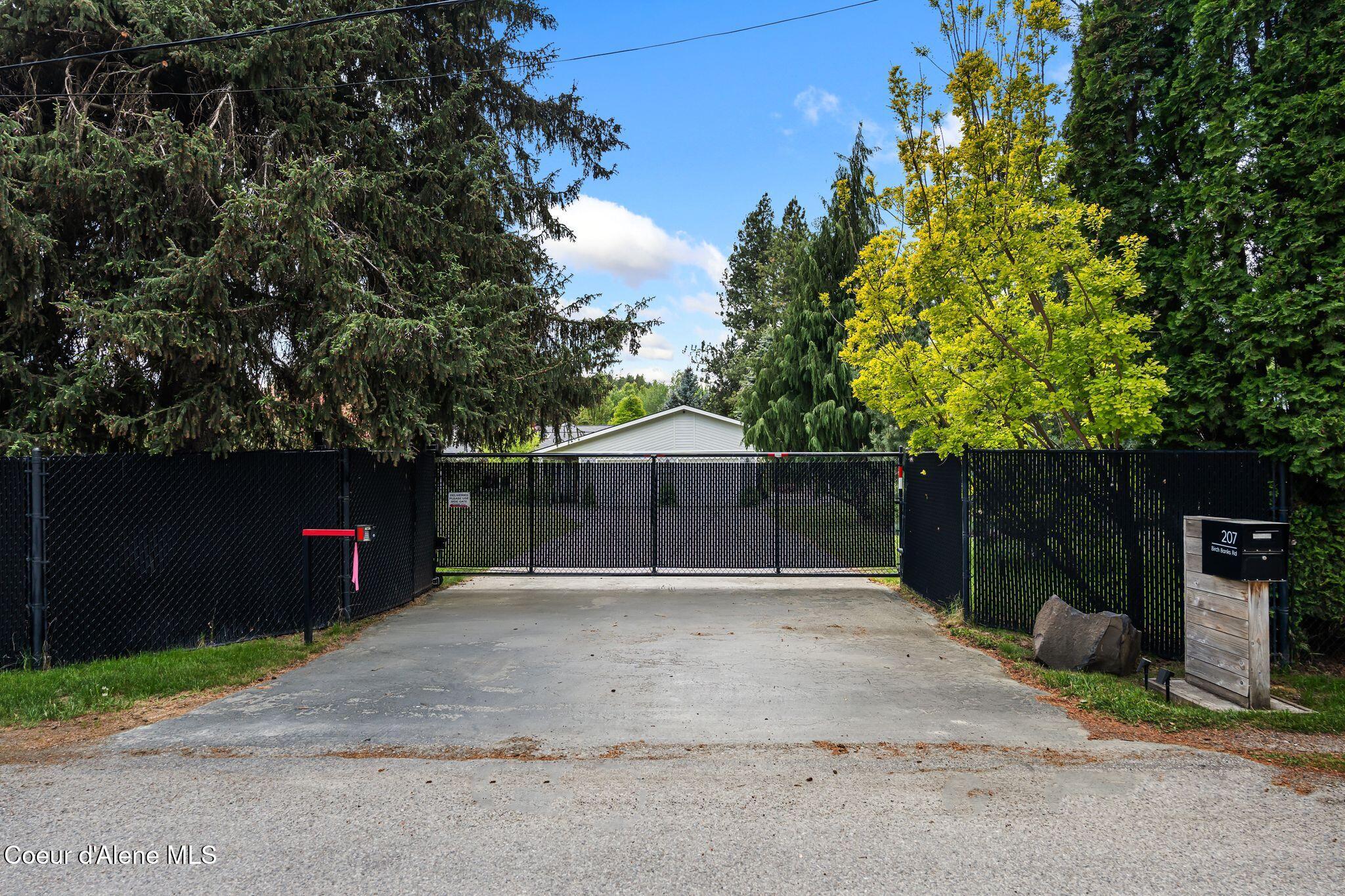 207 Birch Banks Road