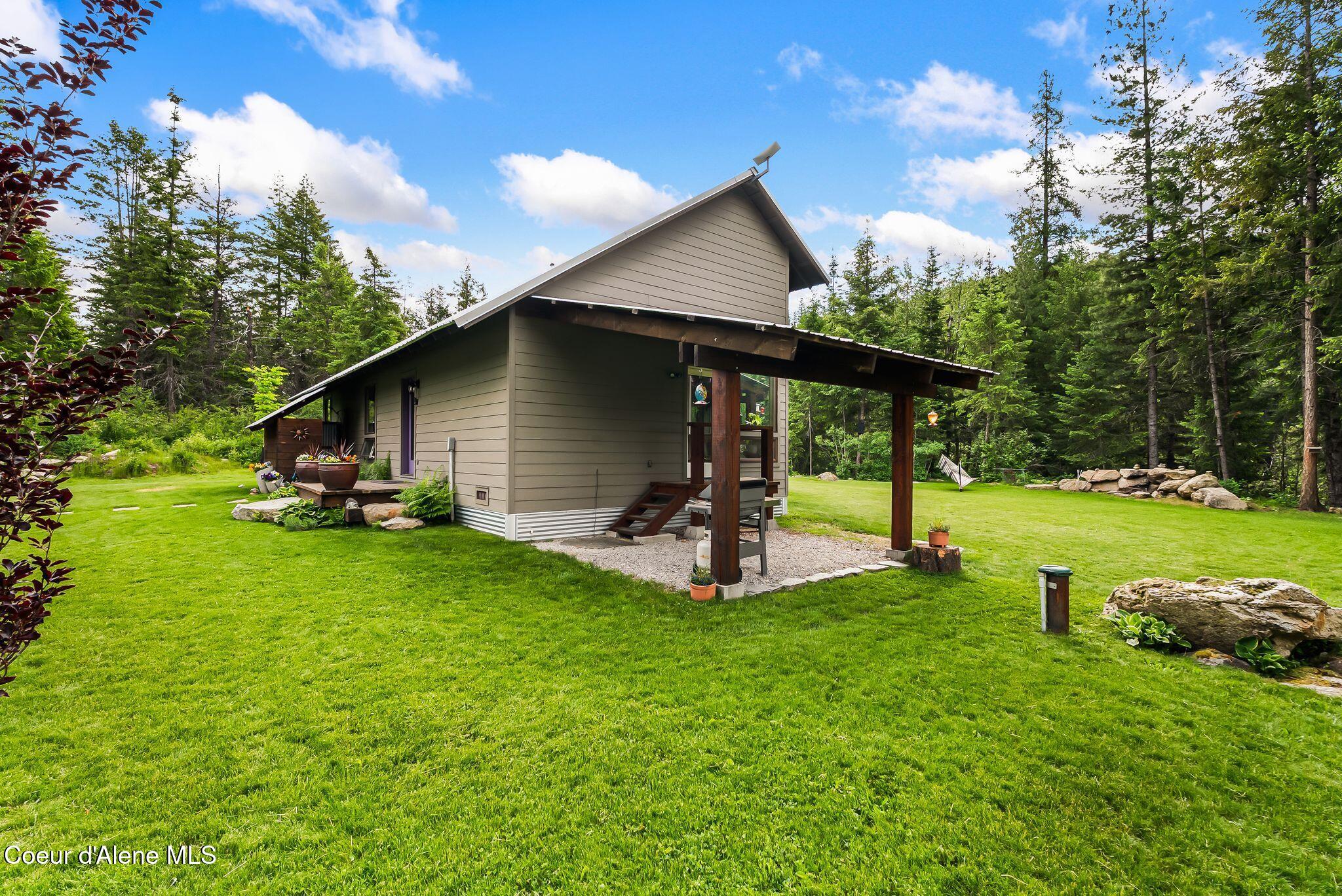 320 Coyote Creek Lane