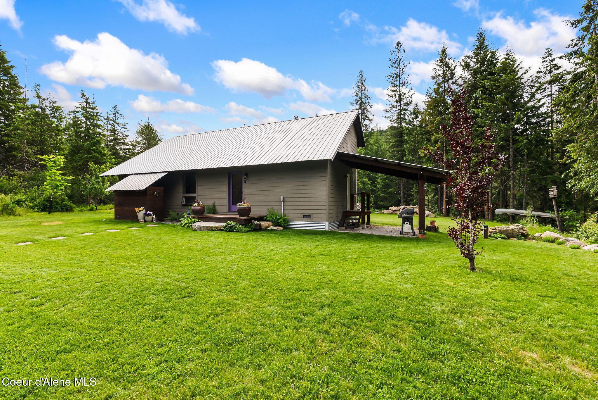 320 Coyote Creek Lane