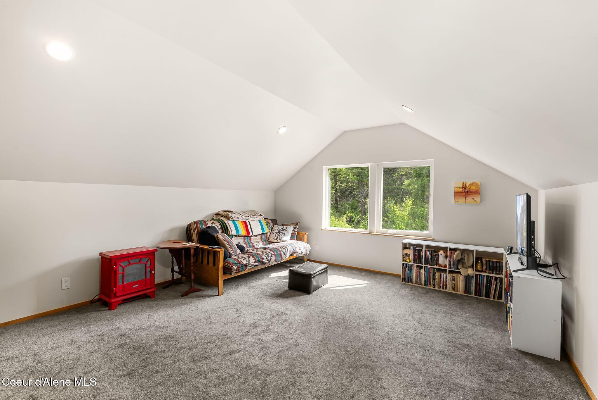 320 Coyote Creek Lane