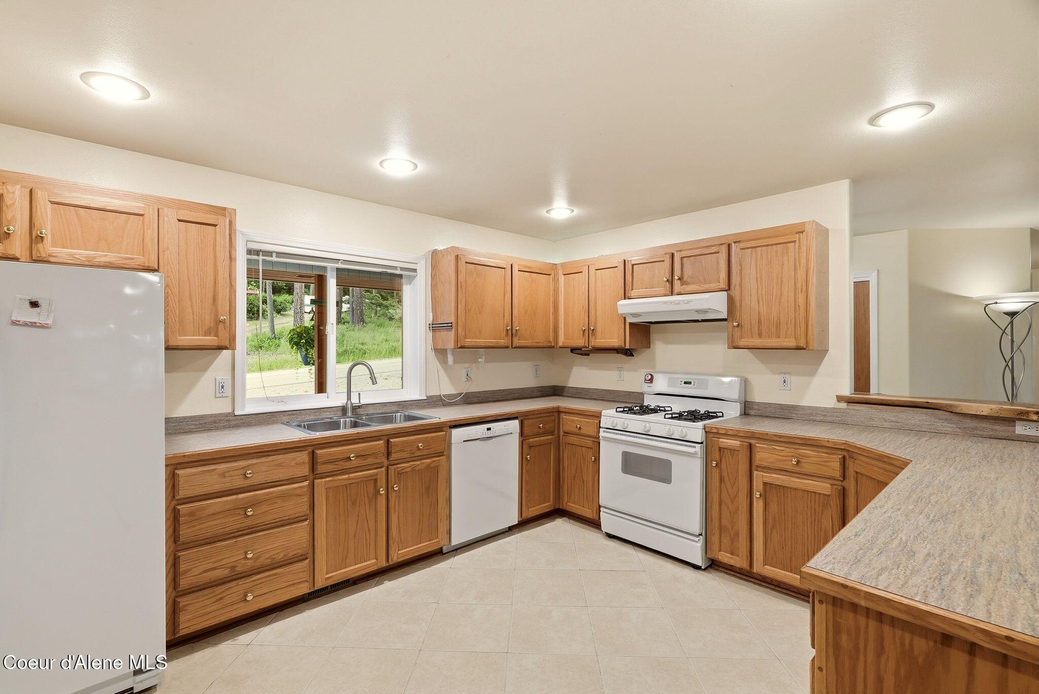 955 Bottle Bay Road