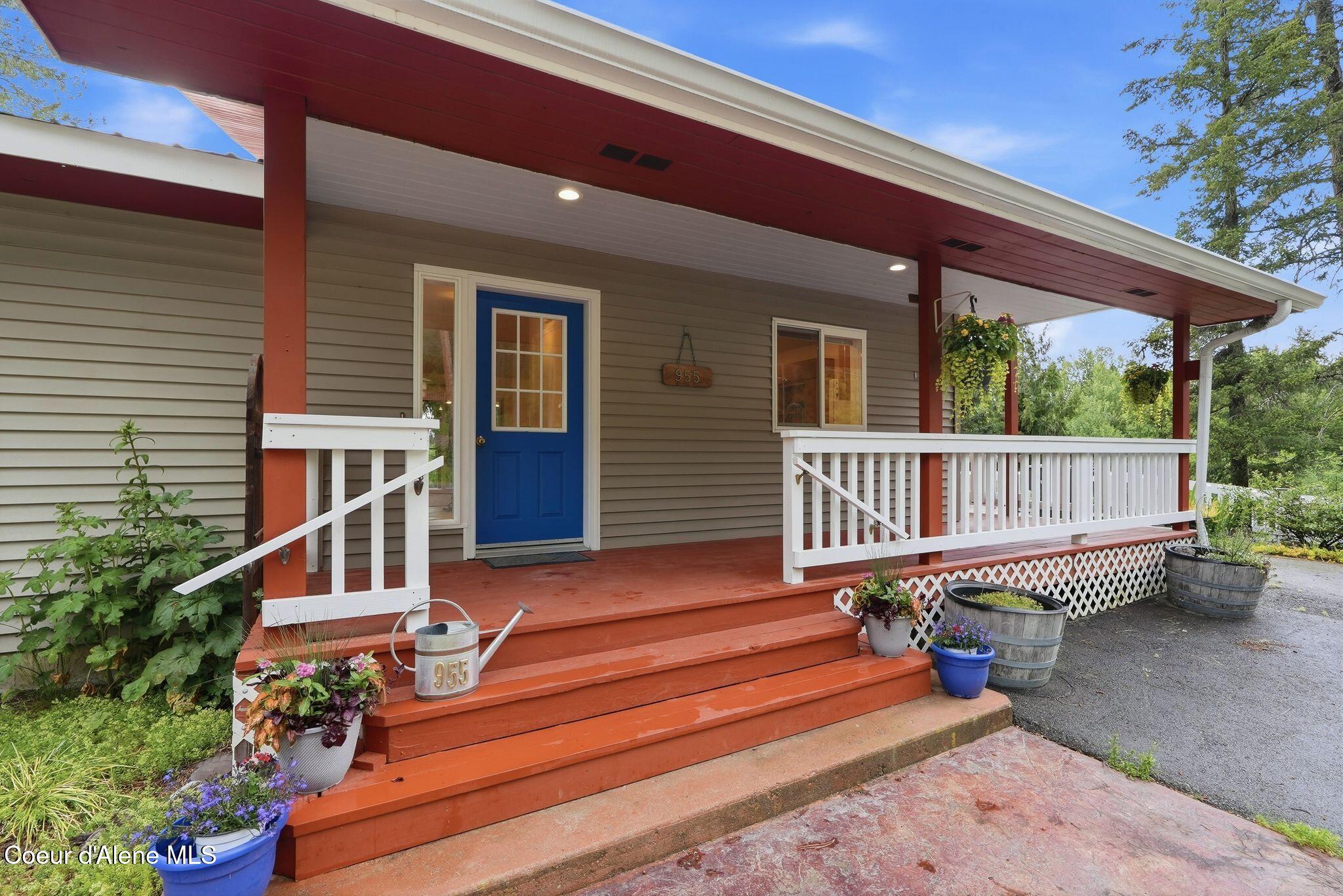 955 Bottle Bay Road