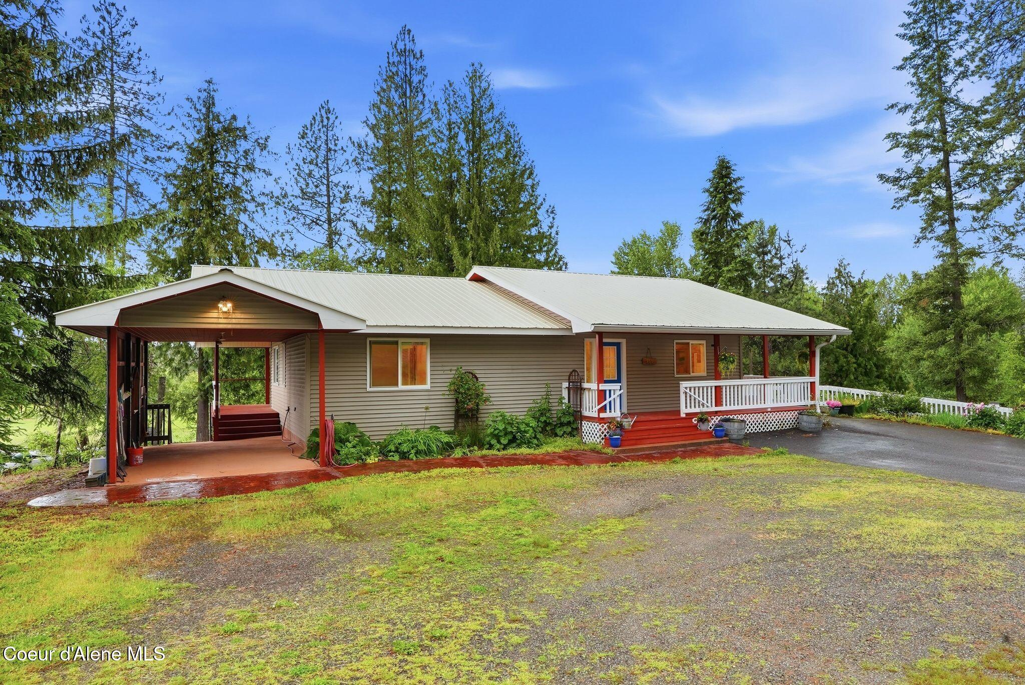 955 Bottle Bay Road