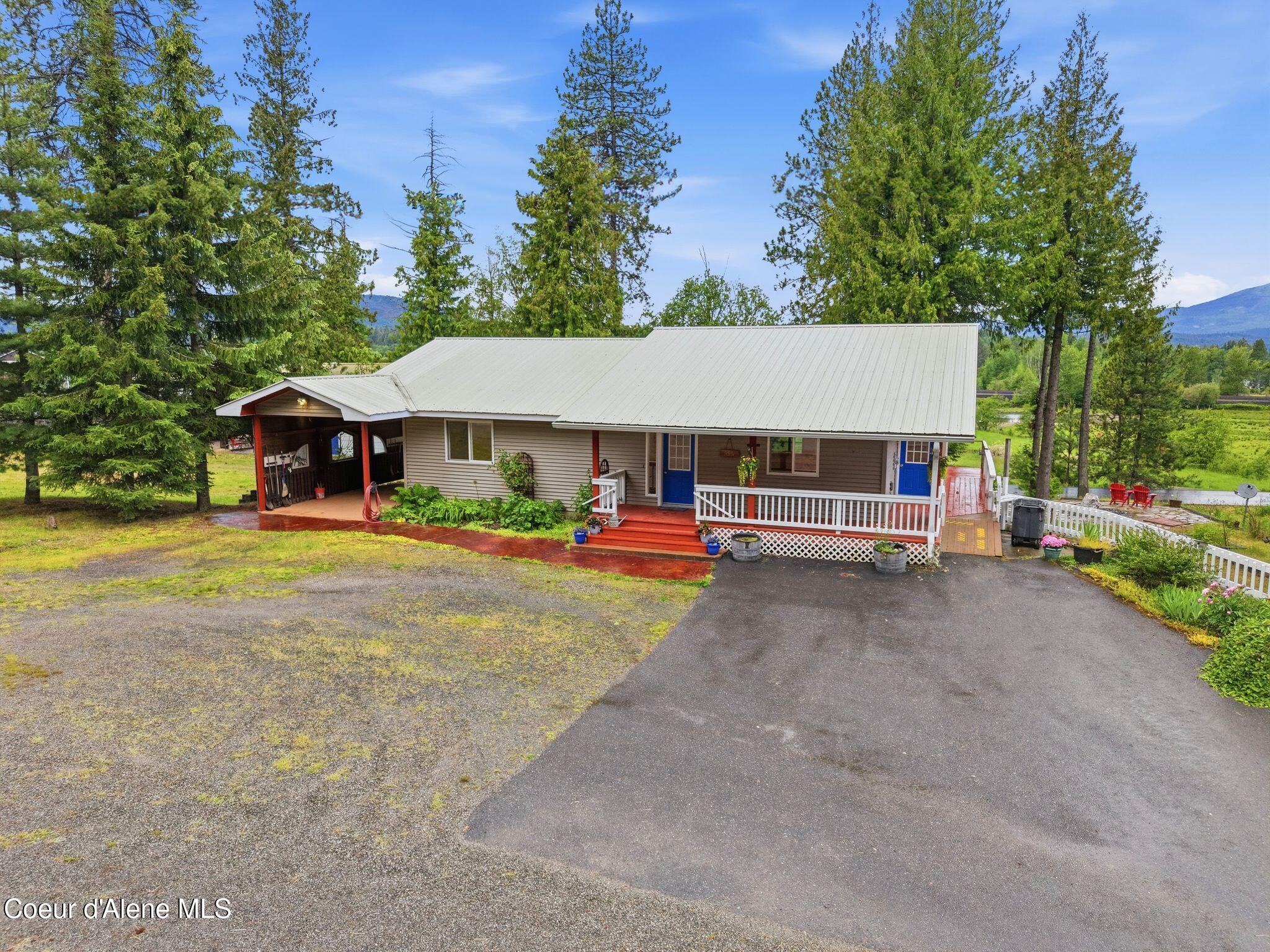 955 Bottle Bay Road