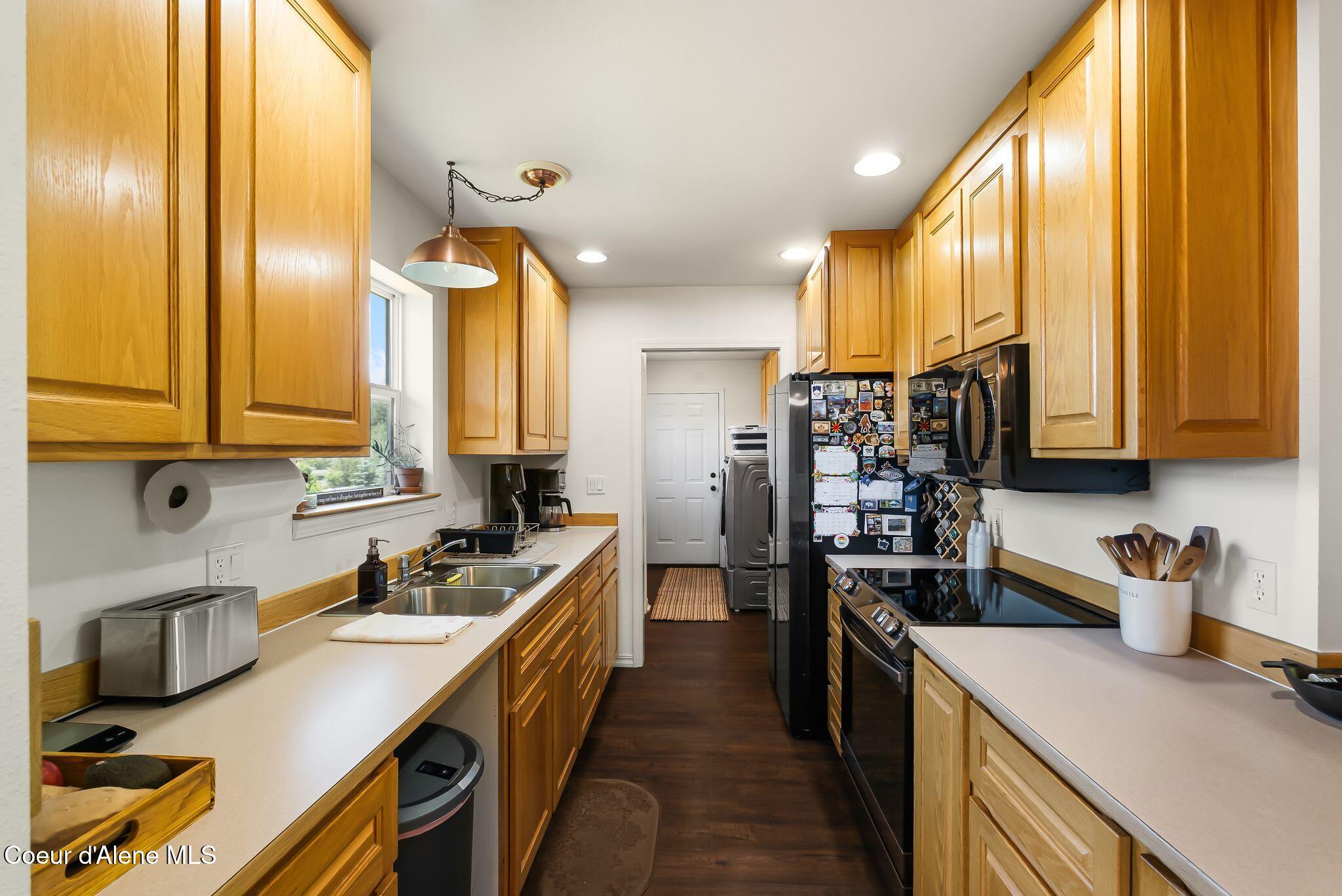 6872 Westview Drive